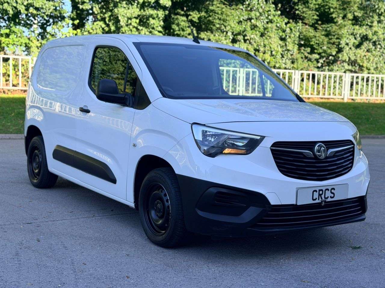 A 2019 VAUXHALL COMBO 1.6 Turbo D 2000 Edition Panel Van 4dr Diesel Manual L1 H1 Euro 6 (75 ps) A 2019 VAUXHALL COMBO 1.6 Turbo D 2000 Edition Panel Van 4dr Diesel Manual L1 H1 Euro 6 (75 ps)