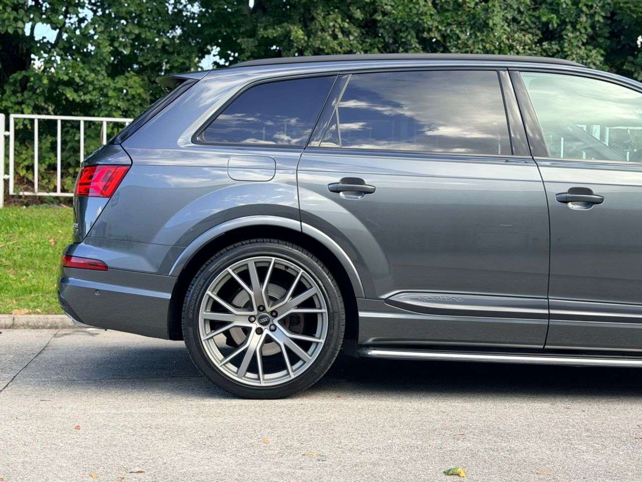 2019 AUDI Q7 2019 AUDI Q7