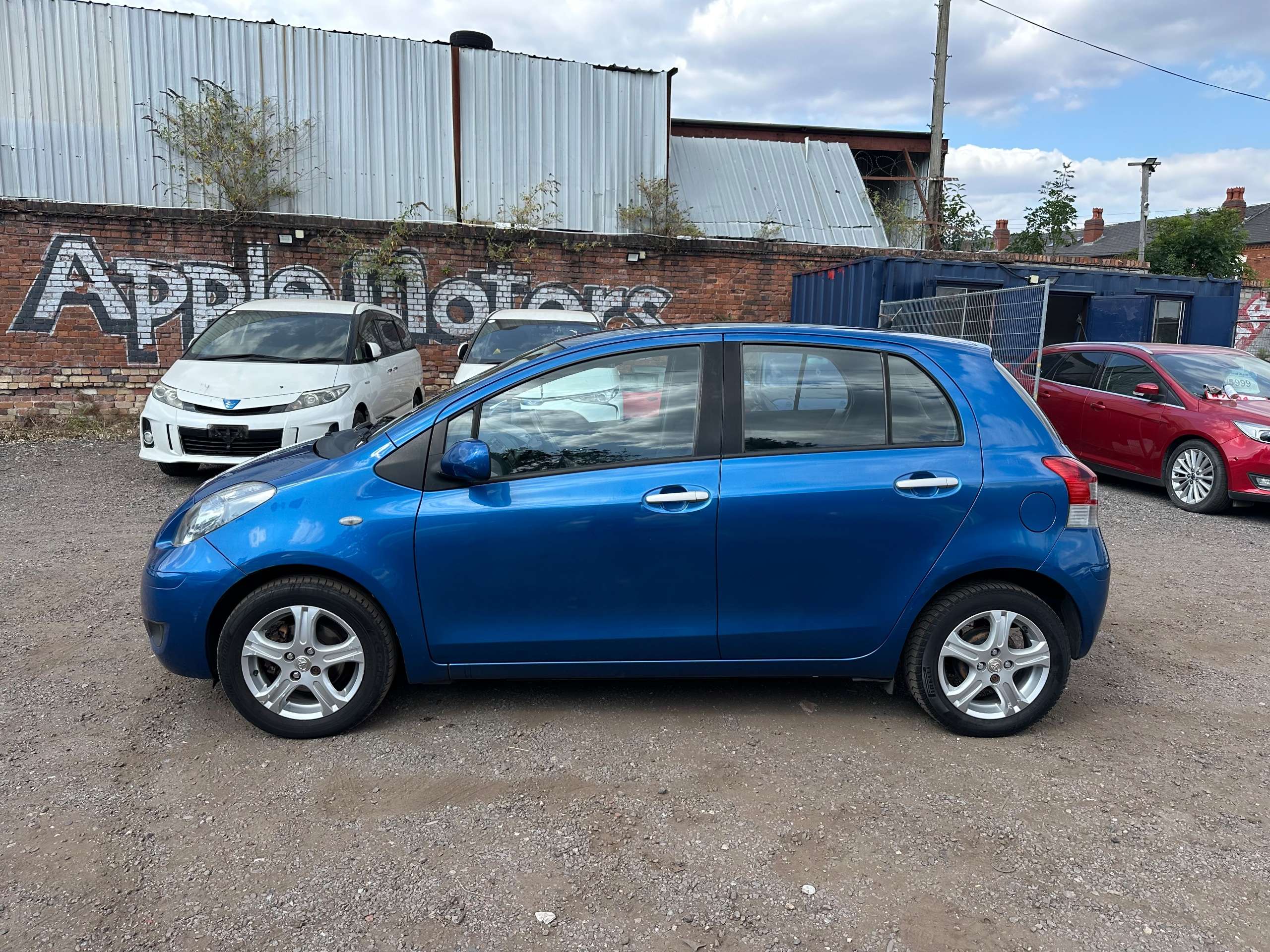 2010 TOYOTA YARIS 2010 TOYOTA YARIS