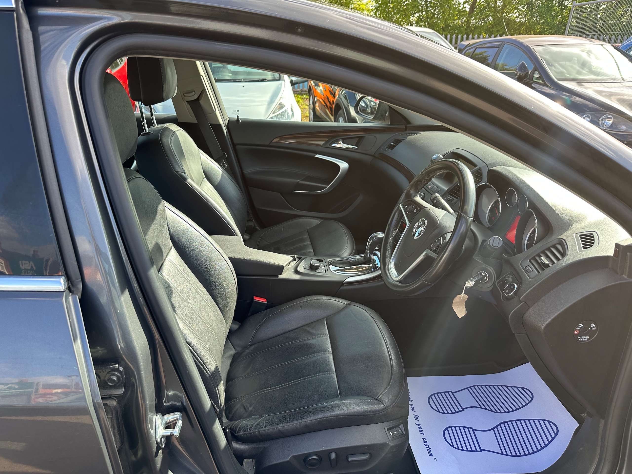 2011 VAUXHALL INSIGNIA 2011 VAUXHALL INSIGNIA