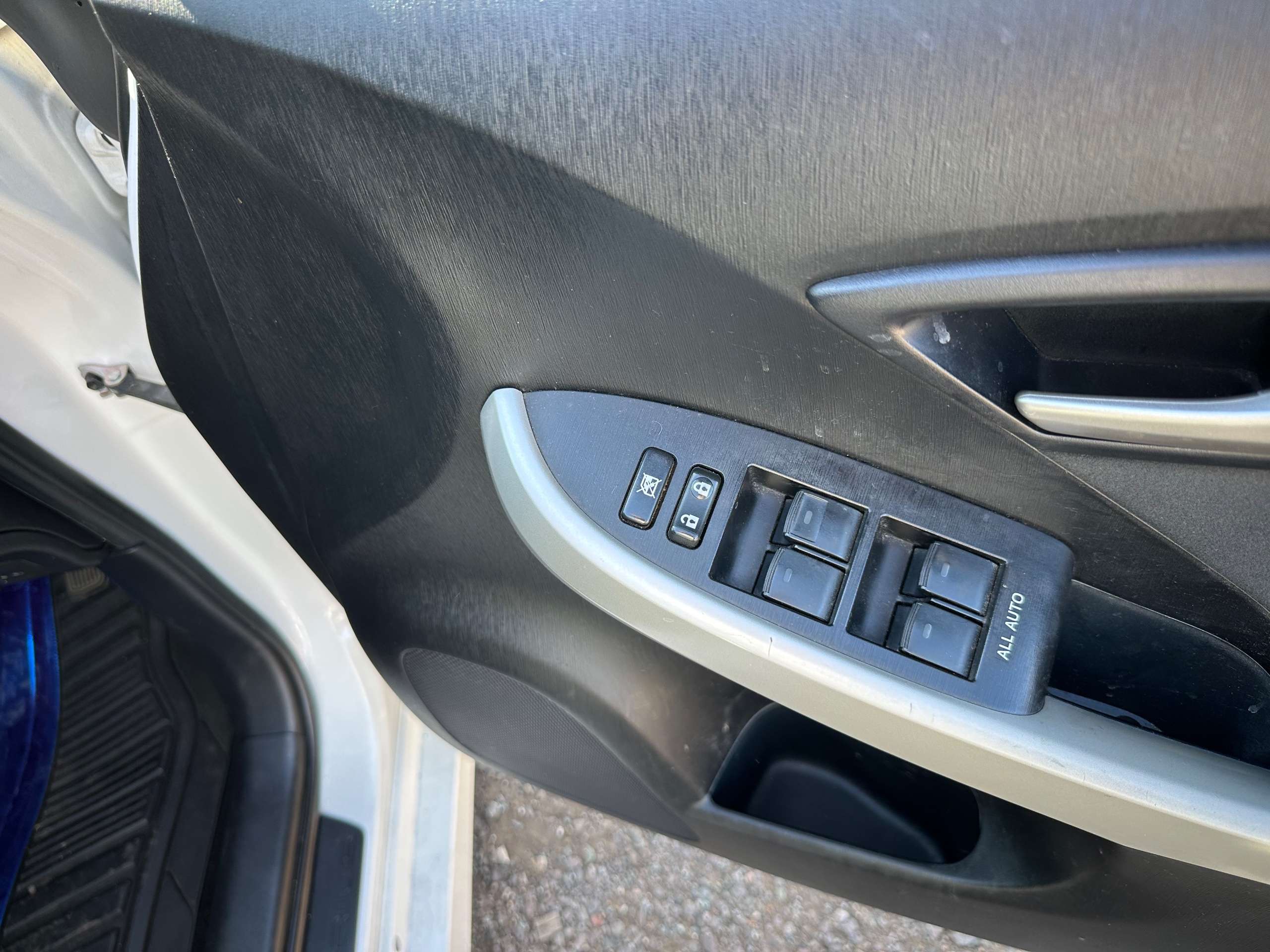 2012 TOYOTA PRIUS 2012 TOYOTA PRIUS