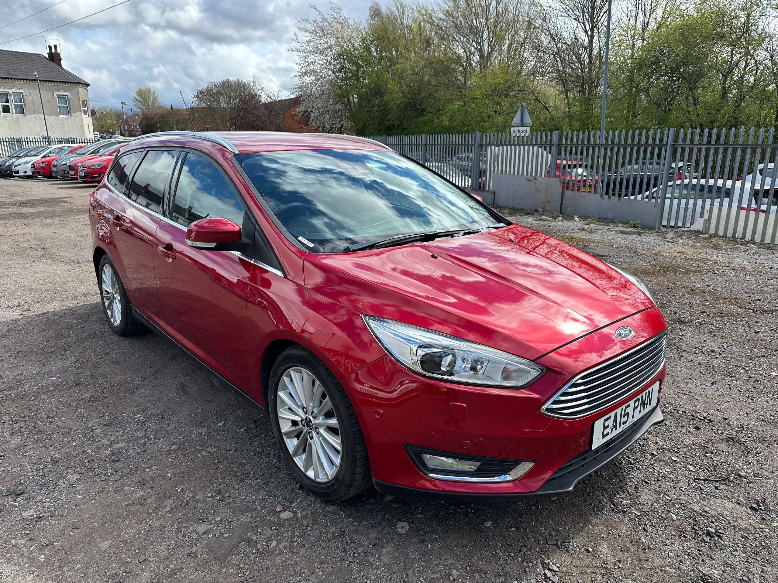 A 2015 FORD FOCUS 1.5T EcoBoost Titanium X Estate 5dr Petrol Manual Euro 6 (s/s) (182 ps) A 2015 FORD FOCUS 1.5T EcoBoost Titanium X Estate 5dr Petrol Manual Euro 6 (s/s) (182 ps)