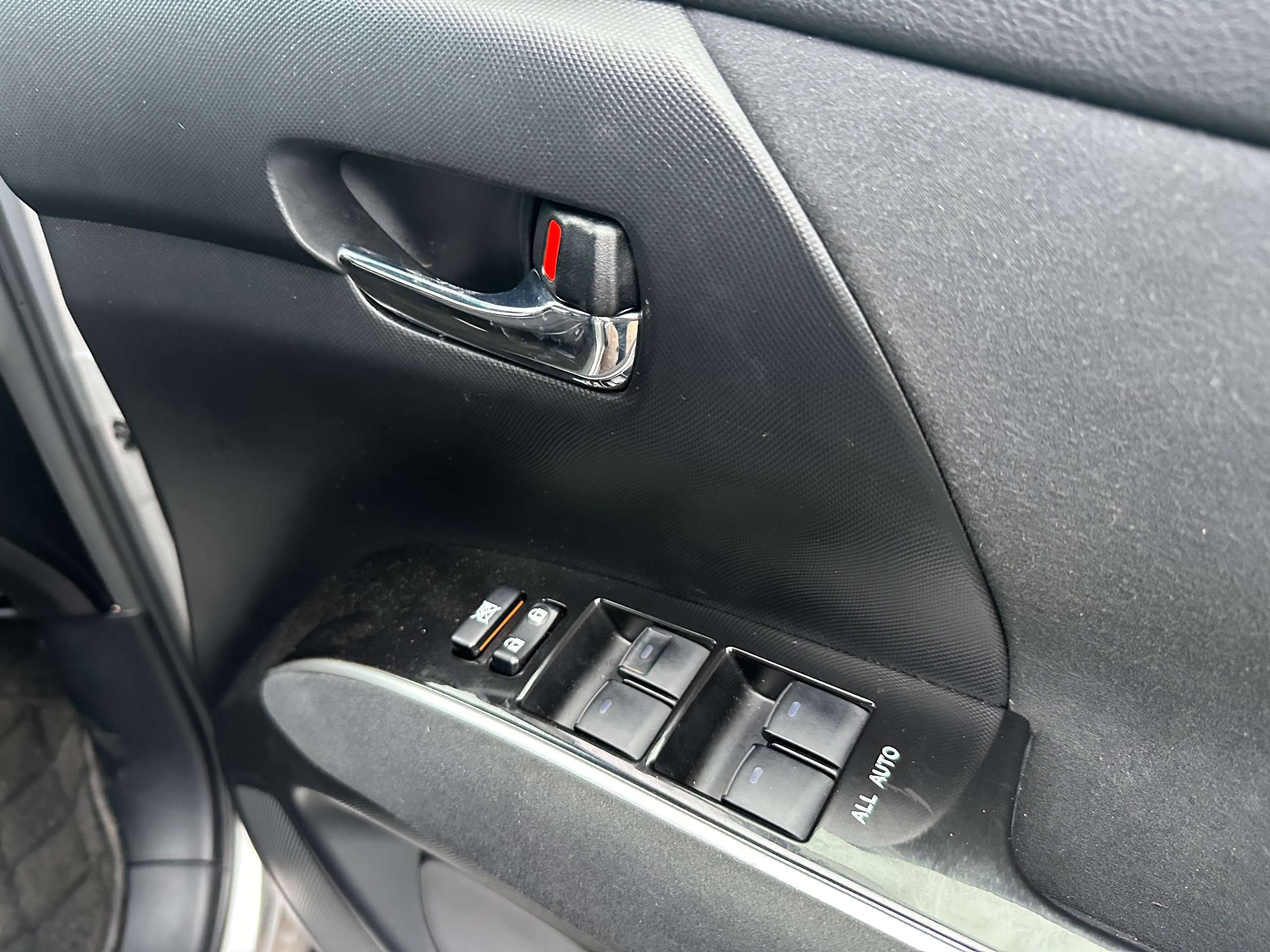 null TOYOTA ESTIMA null TOYOTA ESTIMA