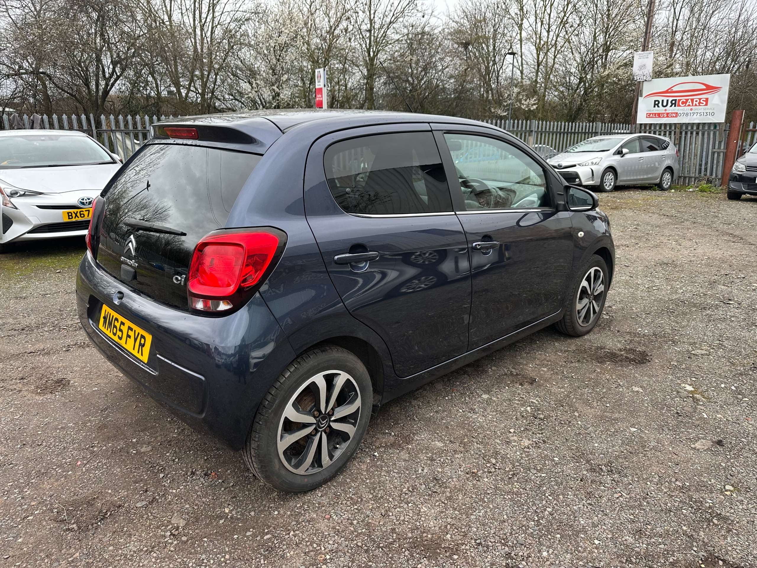 A 2016 CITROEN C1 1.2 PureTech Flair Hatchback 5dr Petrol Manual Euro 6 (82 ps) A 2016 CITROEN C1 1.2 PureTech Flair Hatchback 5dr Petrol Manual Euro 6 (82 ps)