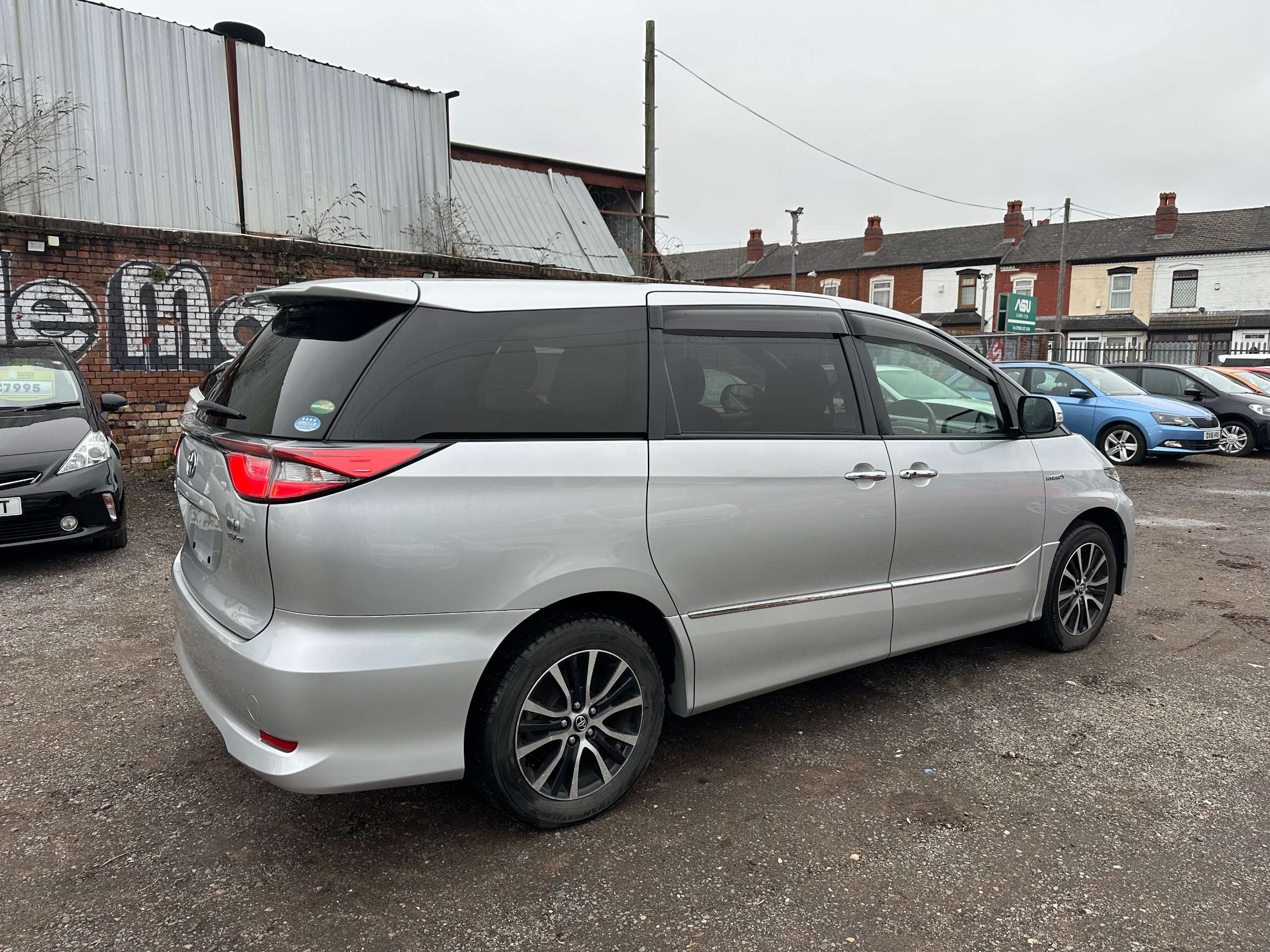 A null TOYOTA ESTIMA Right hand drive A null TOYOTA ESTIMA Right hand drive