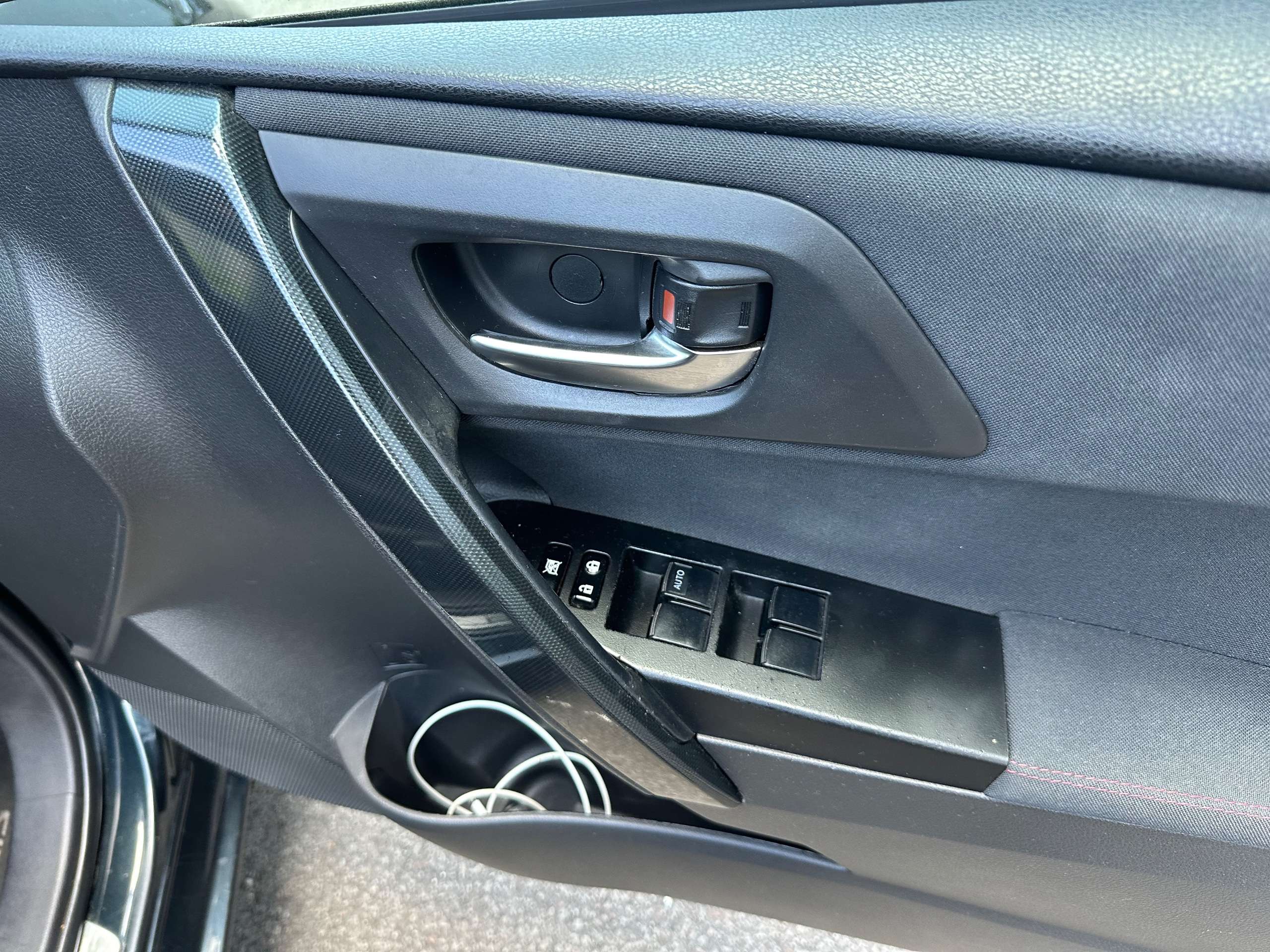 2014 TOYOTA AURIS 2014 TOYOTA AURIS