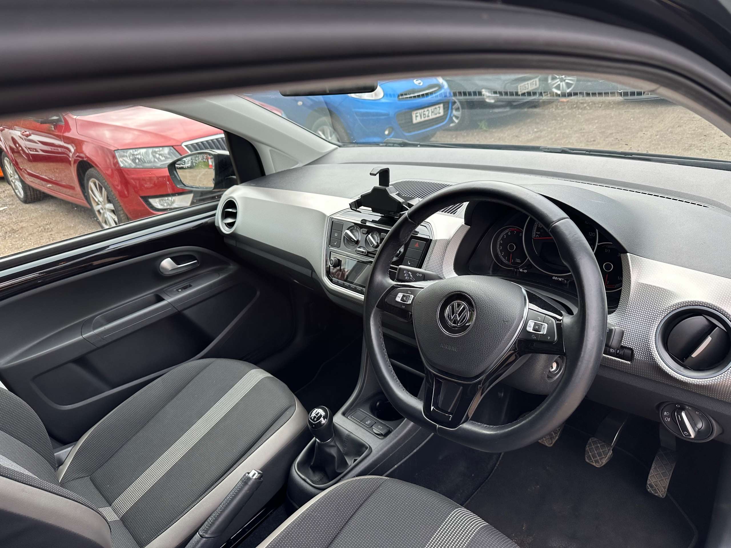 2018 VOLKSWAGEN UP! 2018 VOLKSWAGEN UP!