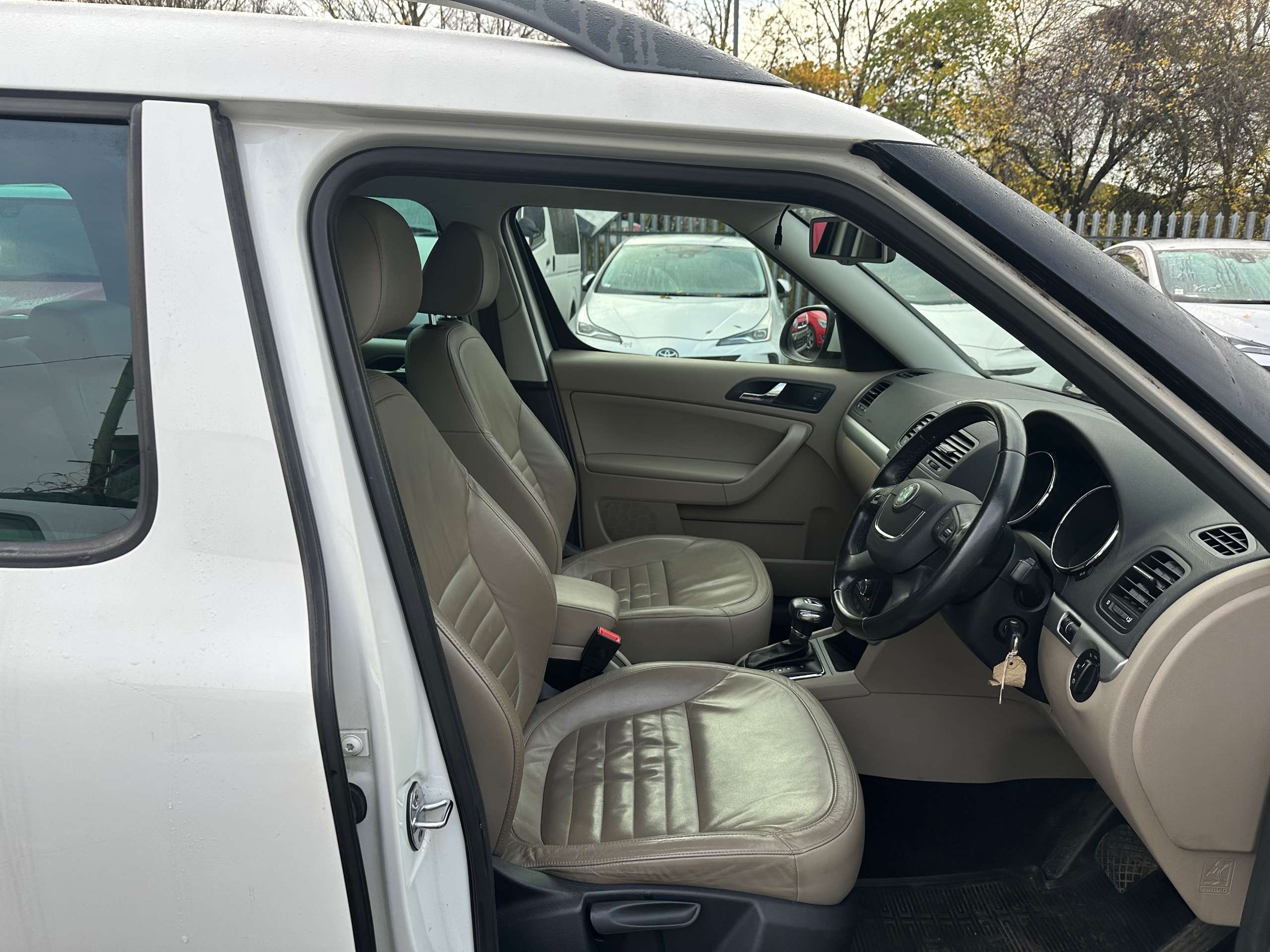 2011 SKODA YETI 2011 SKODA YETI