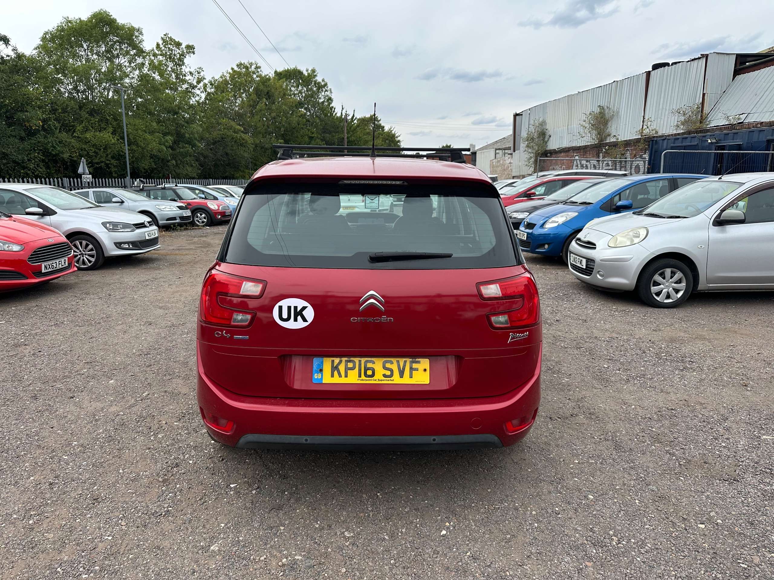 A 2016 CITROEN GRAND C4 PICASSO 1.6 BlueHDi VTR+ MPV 5dr Diesel Manual Euro 6 (s/s) (120 ps) A 2016 CITROEN GRAND C4 PICASSO 1.6 BlueHDi VTR+ MPV 5dr Diesel Manual Euro 6 (s/s) (120 ps)
