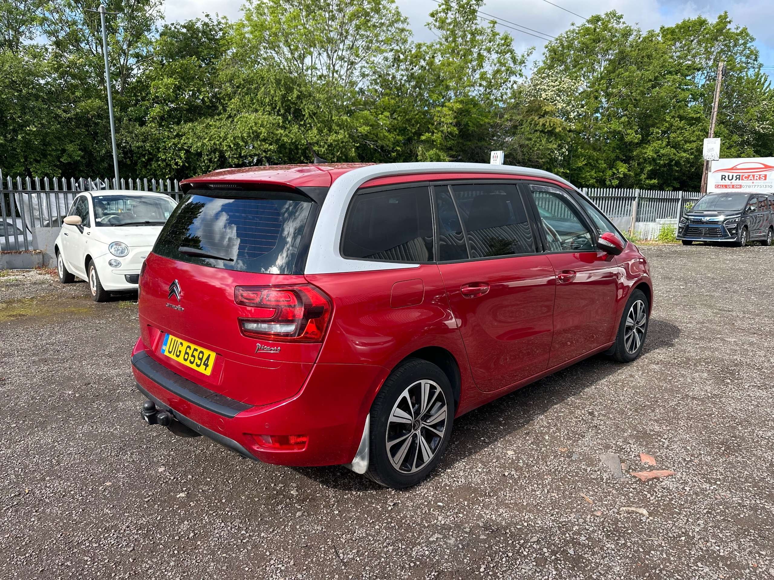 A 2017 CITROEN GRAND C4 PICASSO 1.6 BlueHDi Feel MPV 5dr Diesel Manual Euro 6 (s/s) (120 ps) A 2017 CITROEN GRAND C4 PICASSO 1.6 BlueHDi Feel MPV 5dr Diesel Manual Euro 6 (s/s) (120 ps)