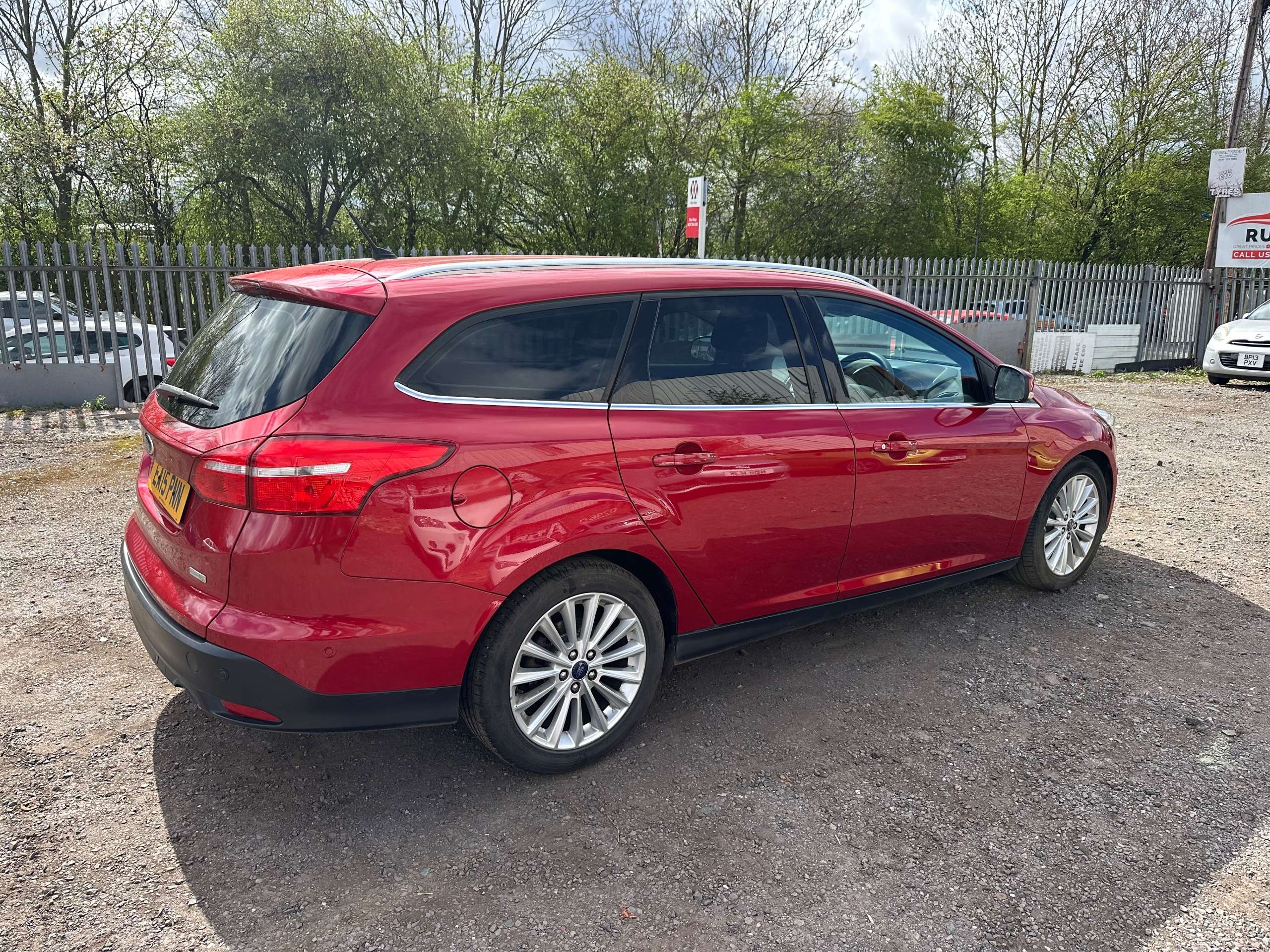 A 2015 FORD FOCUS 1.5T EcoBoost Titanium X Estate 5dr Petrol Manual Euro 6 (s/s) (182 ps) A 2015 FORD FOCUS 1.5T EcoBoost Titanium X Estate 5dr Petrol Manual Euro 6 (s/s) (182 ps)