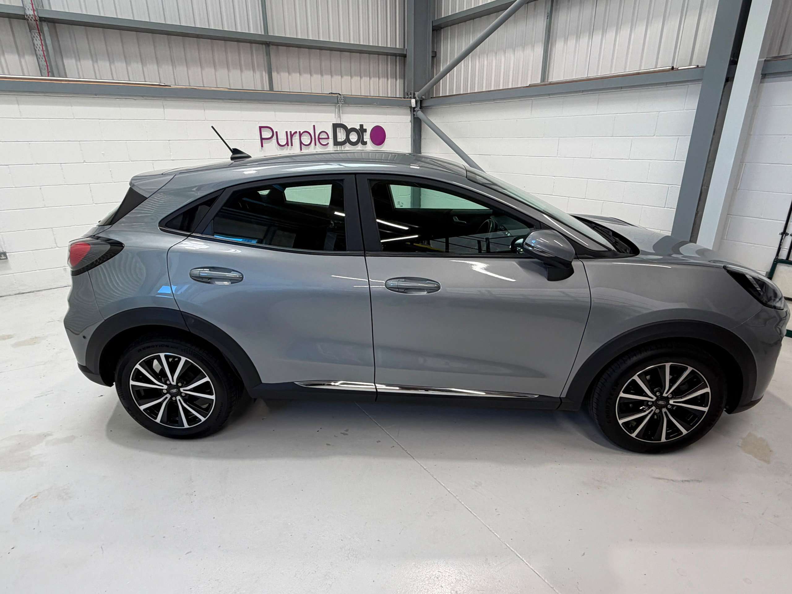 A 2023 FORD PUMA 1.0T EcoBoost MHEV Titanium SUV 5dr Petrol Hybrid Manual Euro 6 (s/s) (125 ps) A 2023 FORD PUMA 1.0T EcoBoost MHEV Titanium SUV 5dr Petrol Hybrid Manual Euro 6 (s/s) (125 ps)
