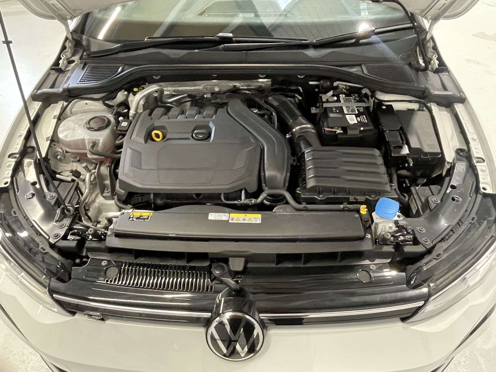 2023 VOLKSWAGEN GOLF 2023 VOLKSWAGEN GOLF