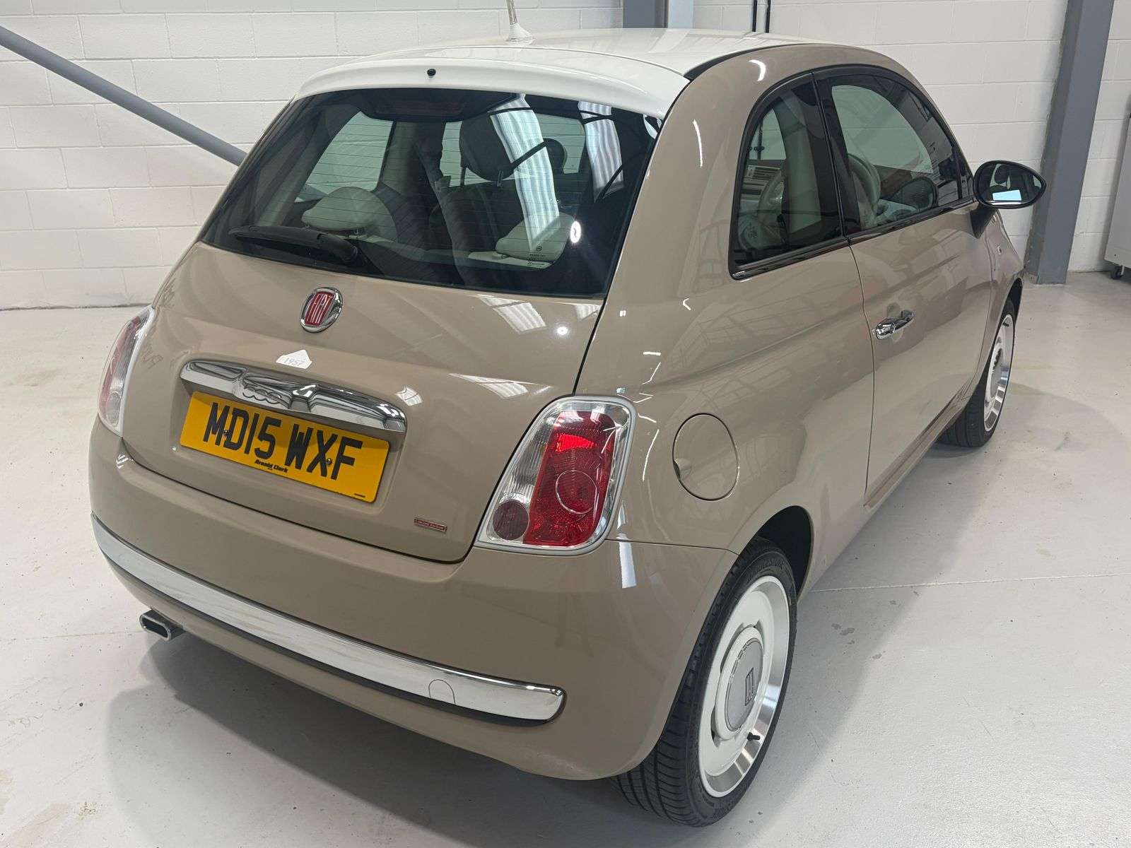 2015 FIAT 500 2015 FIAT 500