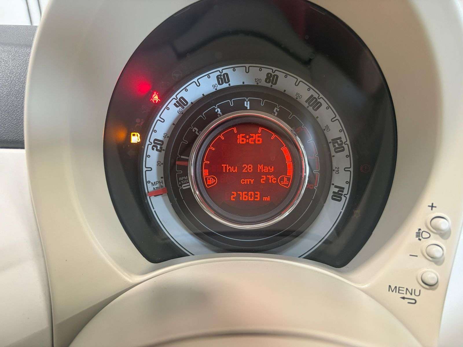 2015 FIAT 500 2015 FIAT 500