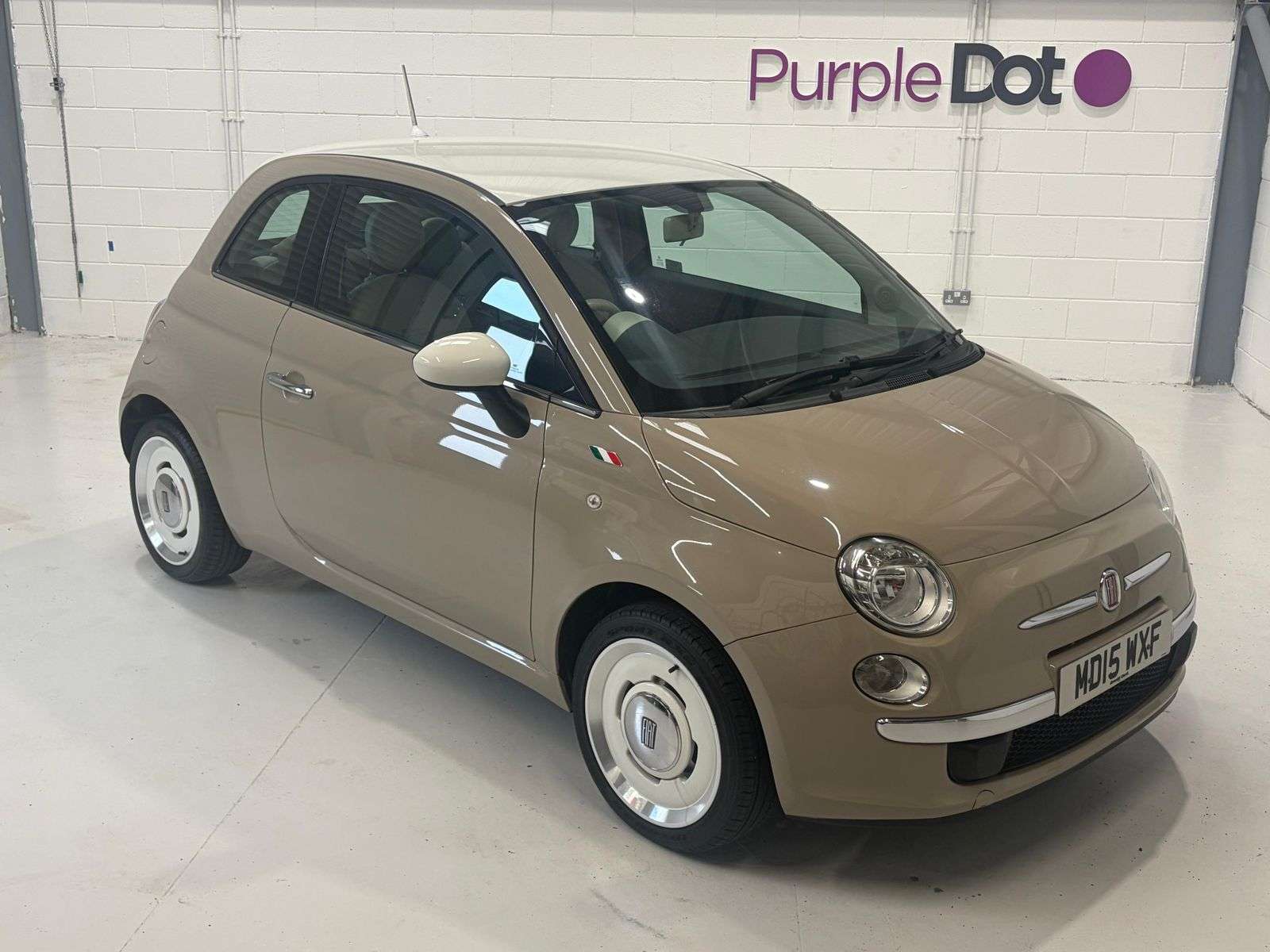 A 2015 FIAT 500 1.2 Vintage 57 Hatchback 3dr Petrol Manual Euro 6 (s/s) (69 bhp) A 2015 FIAT 500 1.2 Vintage 57 Hatchback 3dr Petrol Manual Euro 6 (s/s) (69 bhp)