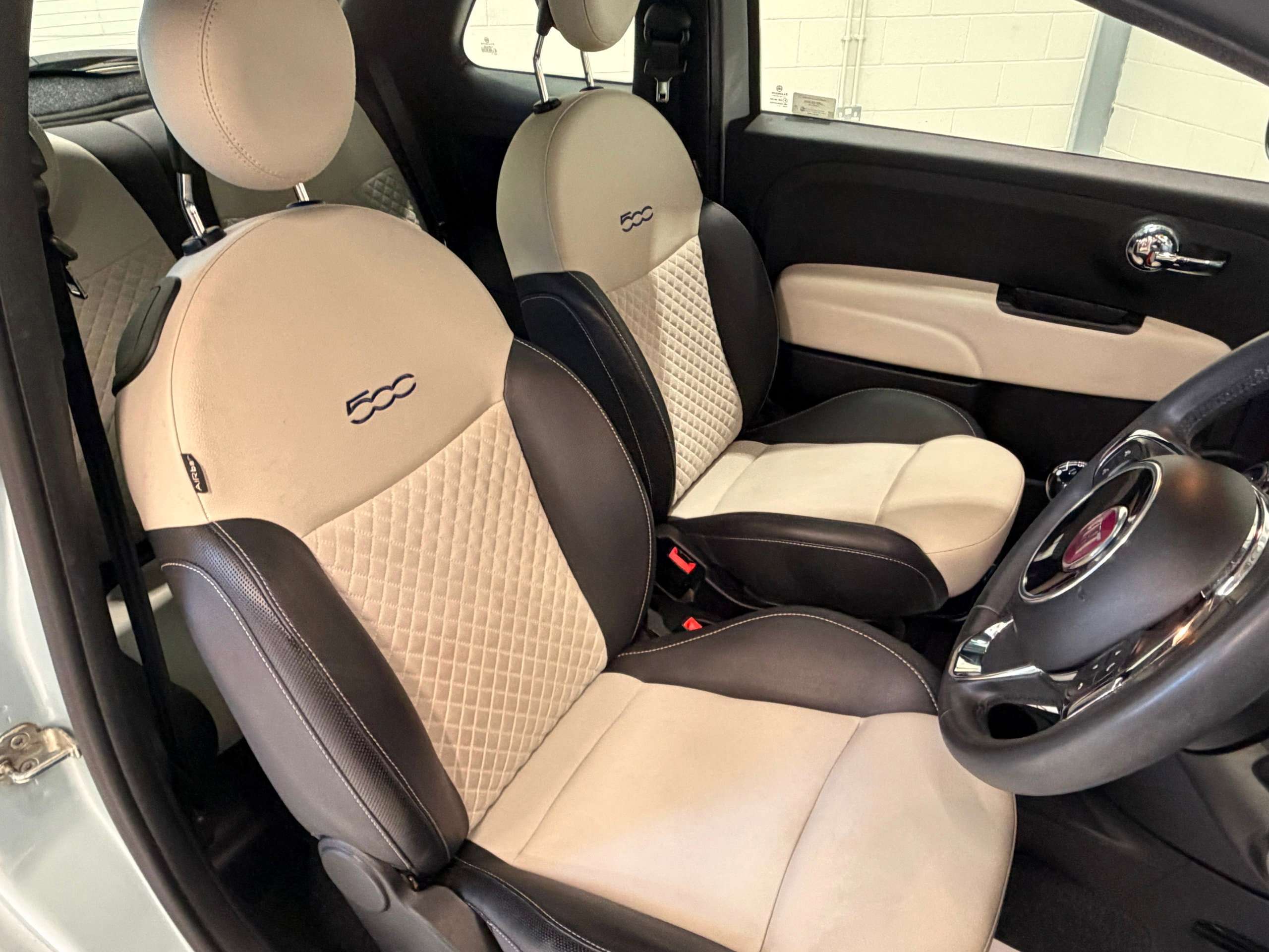 2023 FIAT 500 2023 FIAT 500