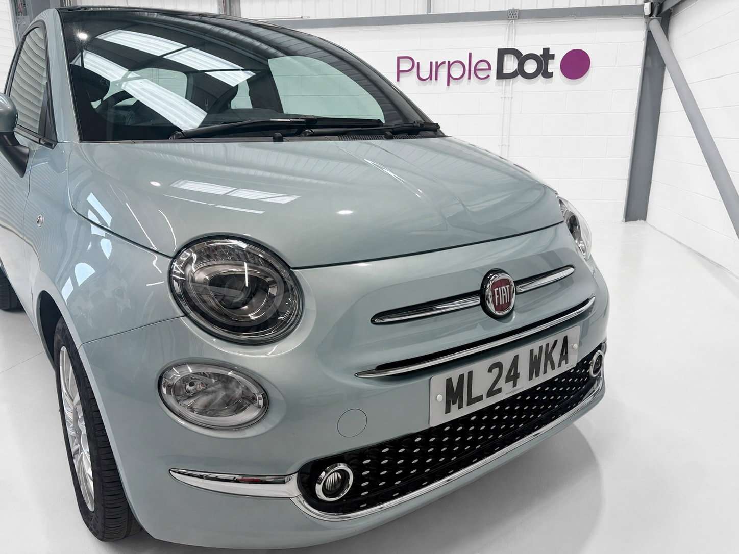 A 2024 FIAT 500 1.0 MHEV Hatchback 3dr Petrol Manual Euro 6 (s/s) (70 bhp) A 2024 FIAT 500 1.0 MHEV Hatchback 3dr Petrol Manual Euro 6 (s/s) (70 bhp)