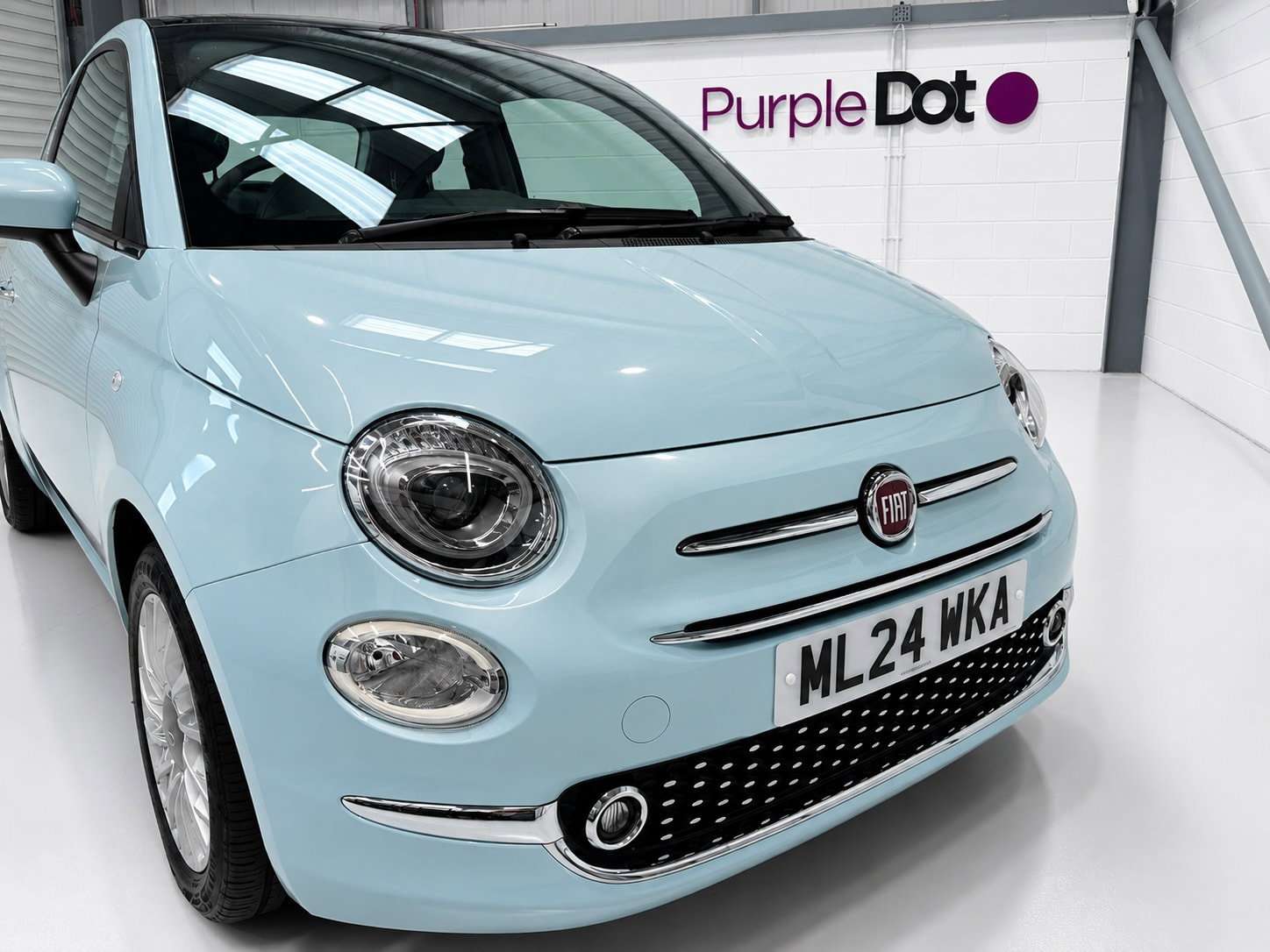 A 2024 FIAT 500 1.0 MHEV Hatchback 3dr Petrol Manual Euro 6 (s/s) (70 bhp) A 2024 FIAT 500 1.0 MHEV Hatchback 3dr Petrol Manual Euro 6 (s/s) (70 bhp)
