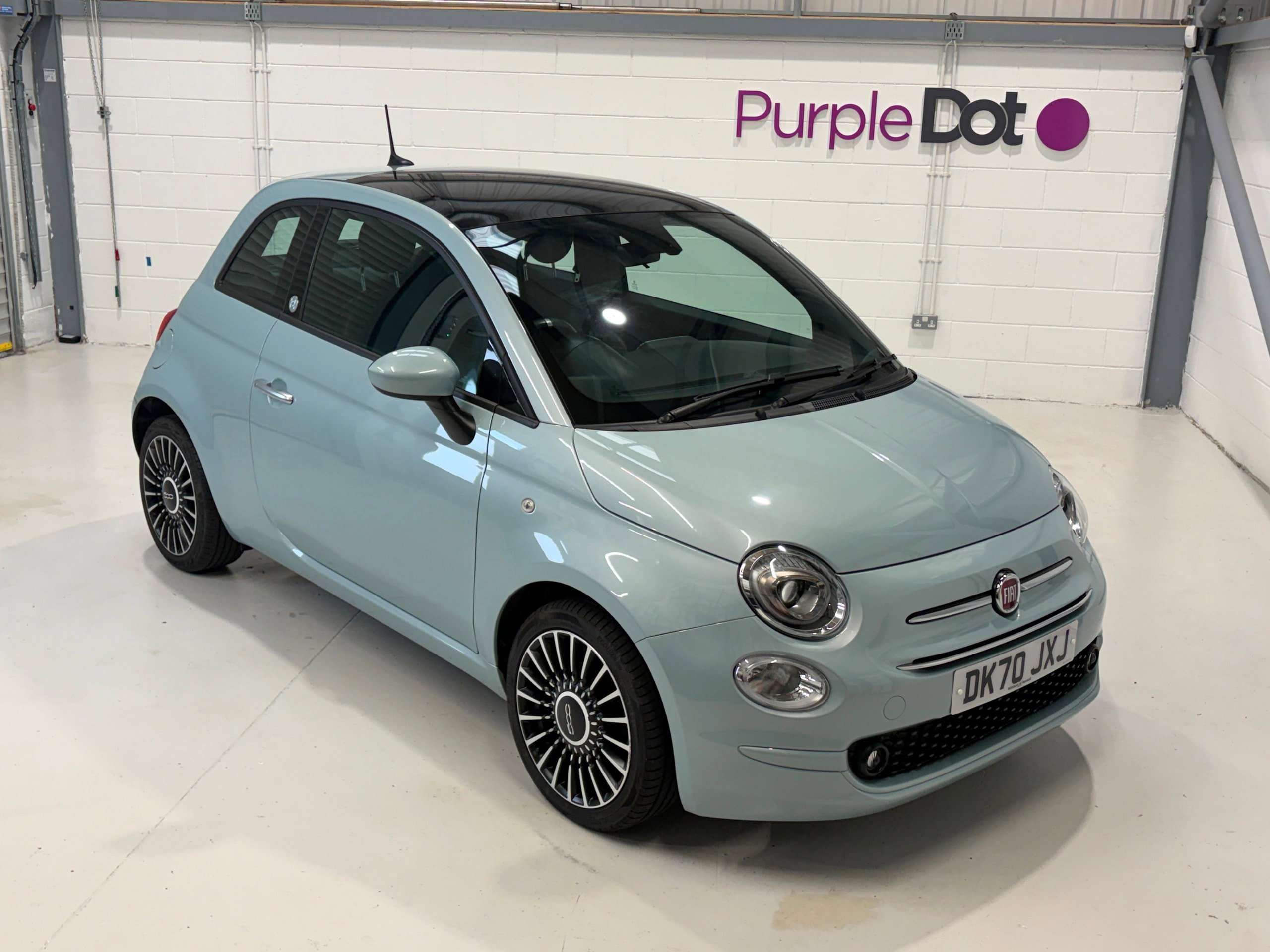 A 2020 FIAT 500 1.0 MHEV Launch Edition Hatchback 3dr Petrol Manual Euro 6 (s/s) (70 bhp) A 2020 FIAT 500 1.0 MHEV Launch Edition Hatchback 3dr Petrol Manual Euro 6 (s/s) (70 bhp)