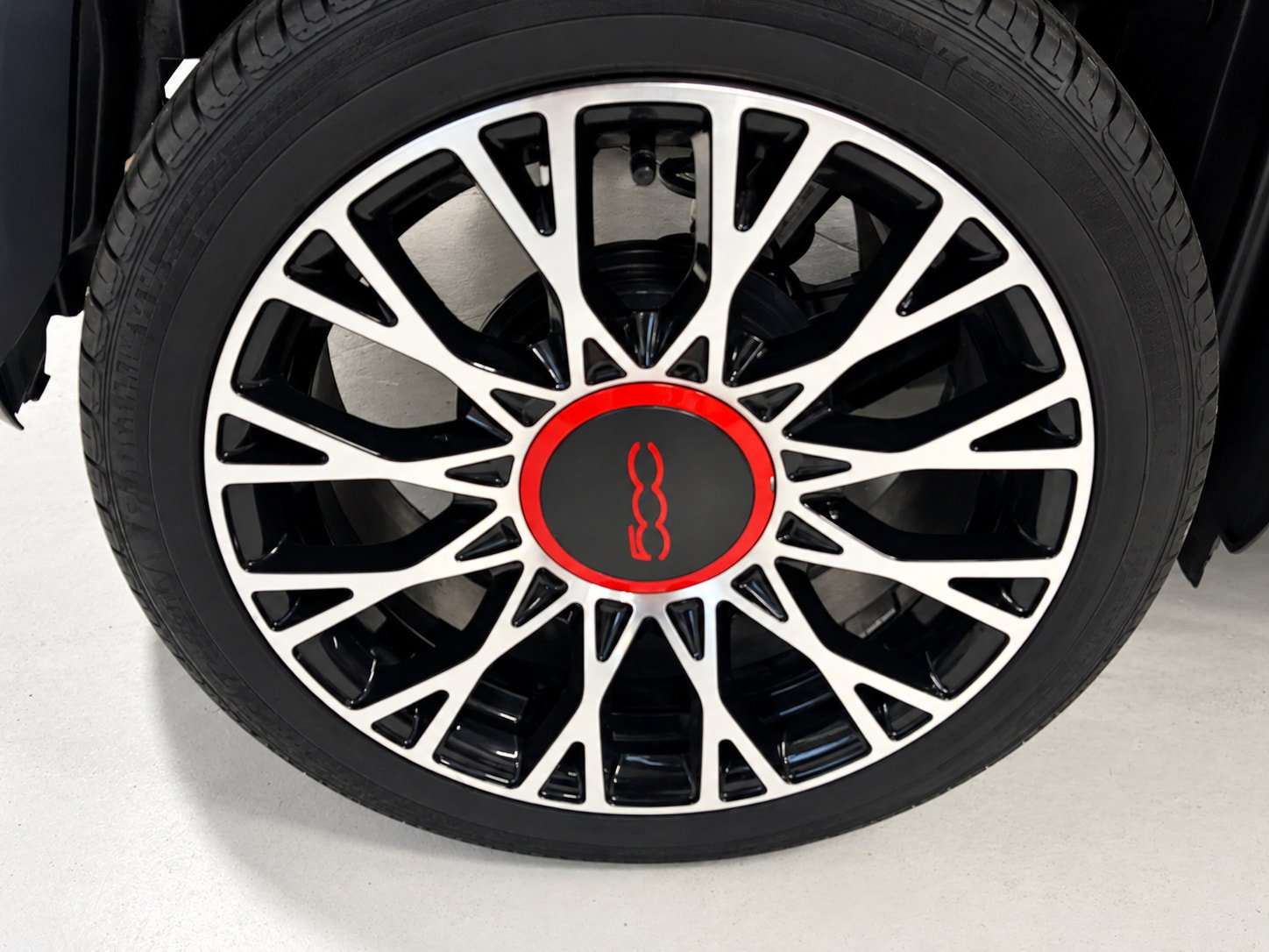 2023 FIAT 500 2023 FIAT 500