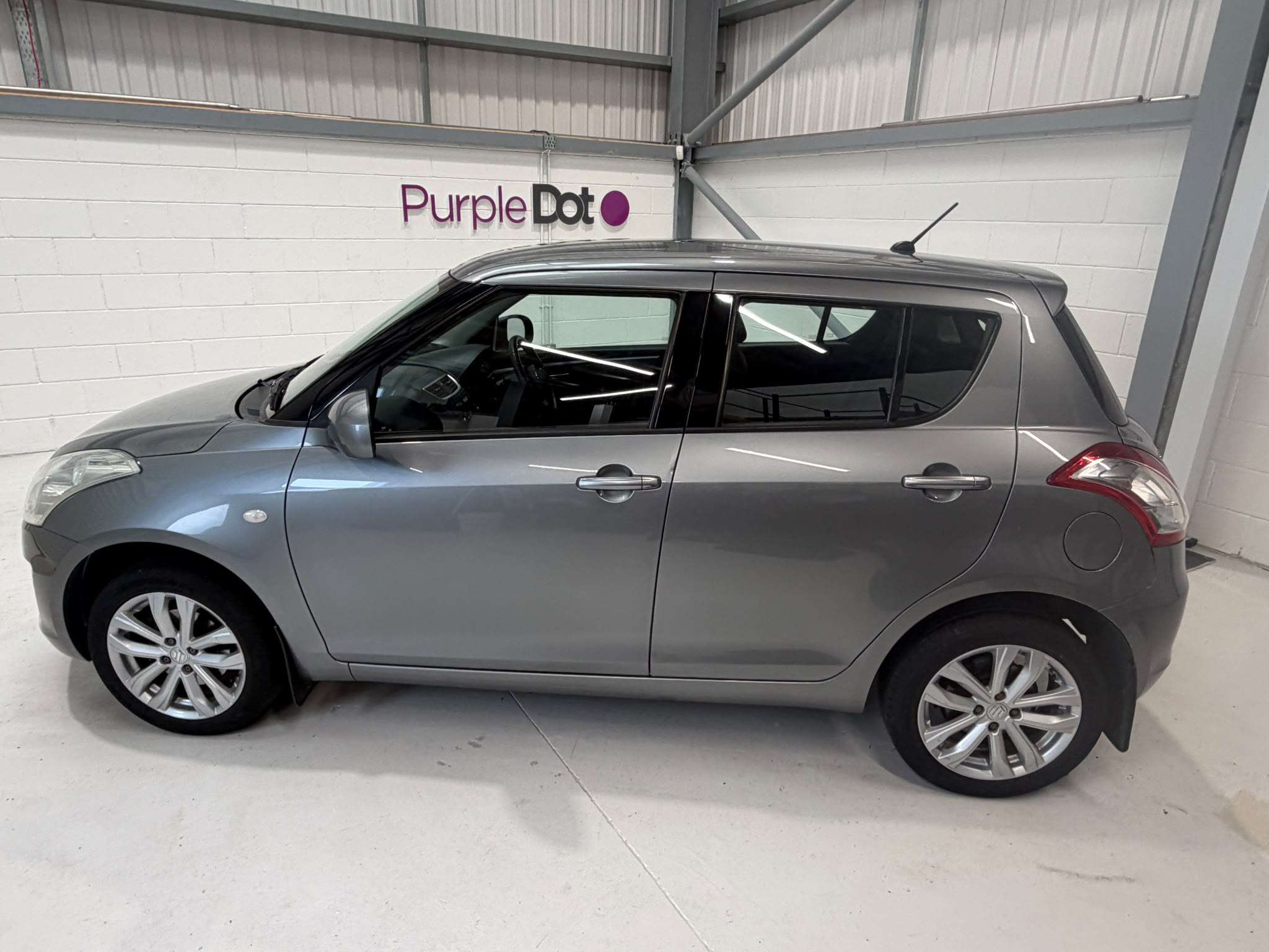2015 SUZUKI SWIFT 2015 SUZUKI SWIFT