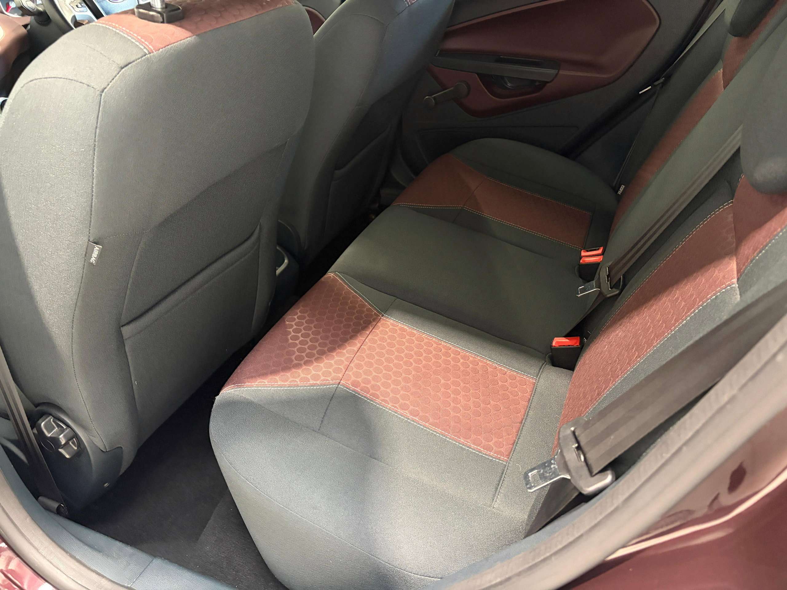 2010 FORD FIESTA 2010 FORD FIESTA