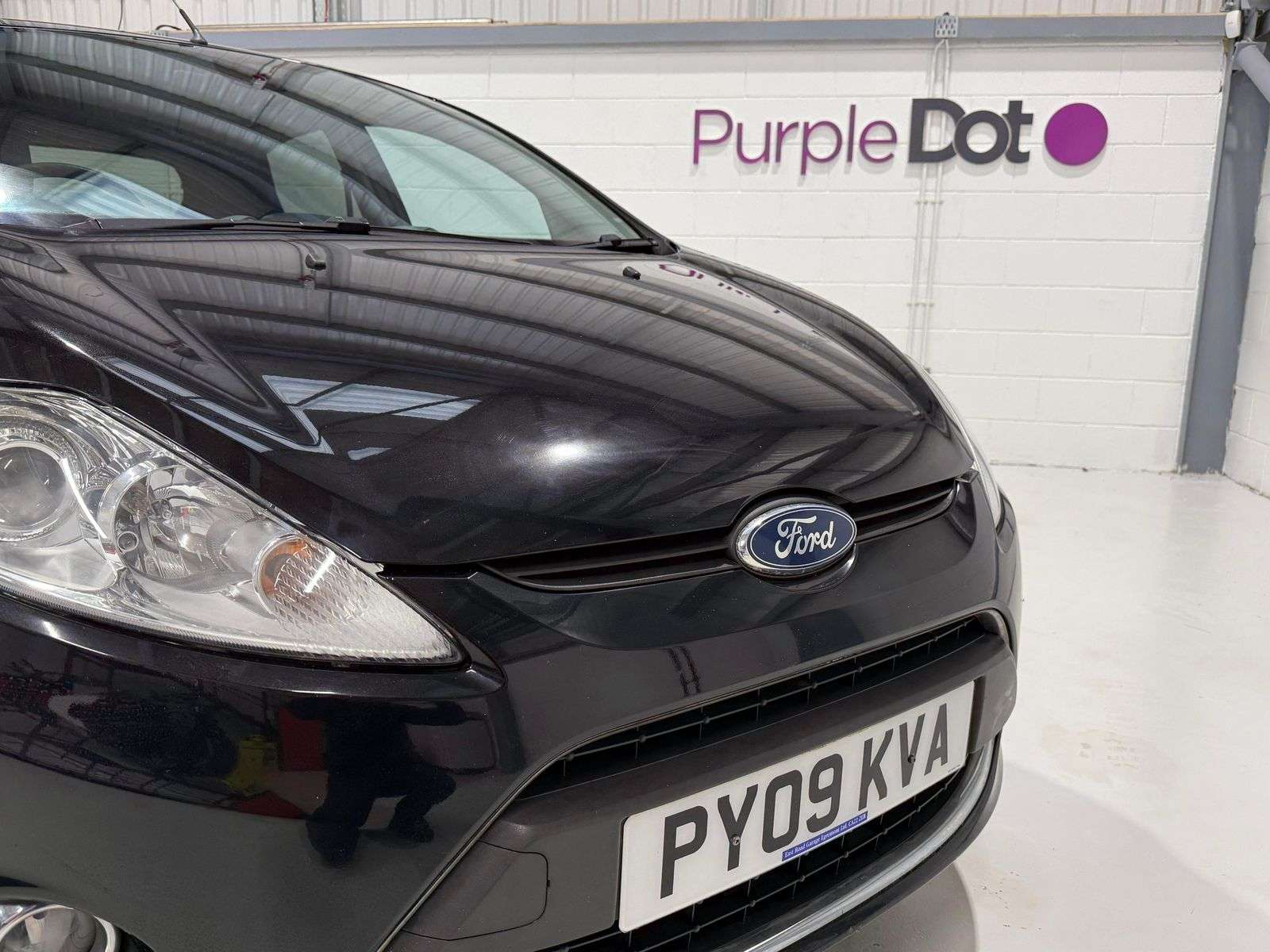 A 2009 FORD FIESTA 1.4 Titanium Hatchback 5dr Petrol Manual (133 g/km, 94 bhp) A 2009 FORD FIESTA 1.4 Titanium Hatchback 5dr Petrol Manual (133 g/km, 94 bhp)