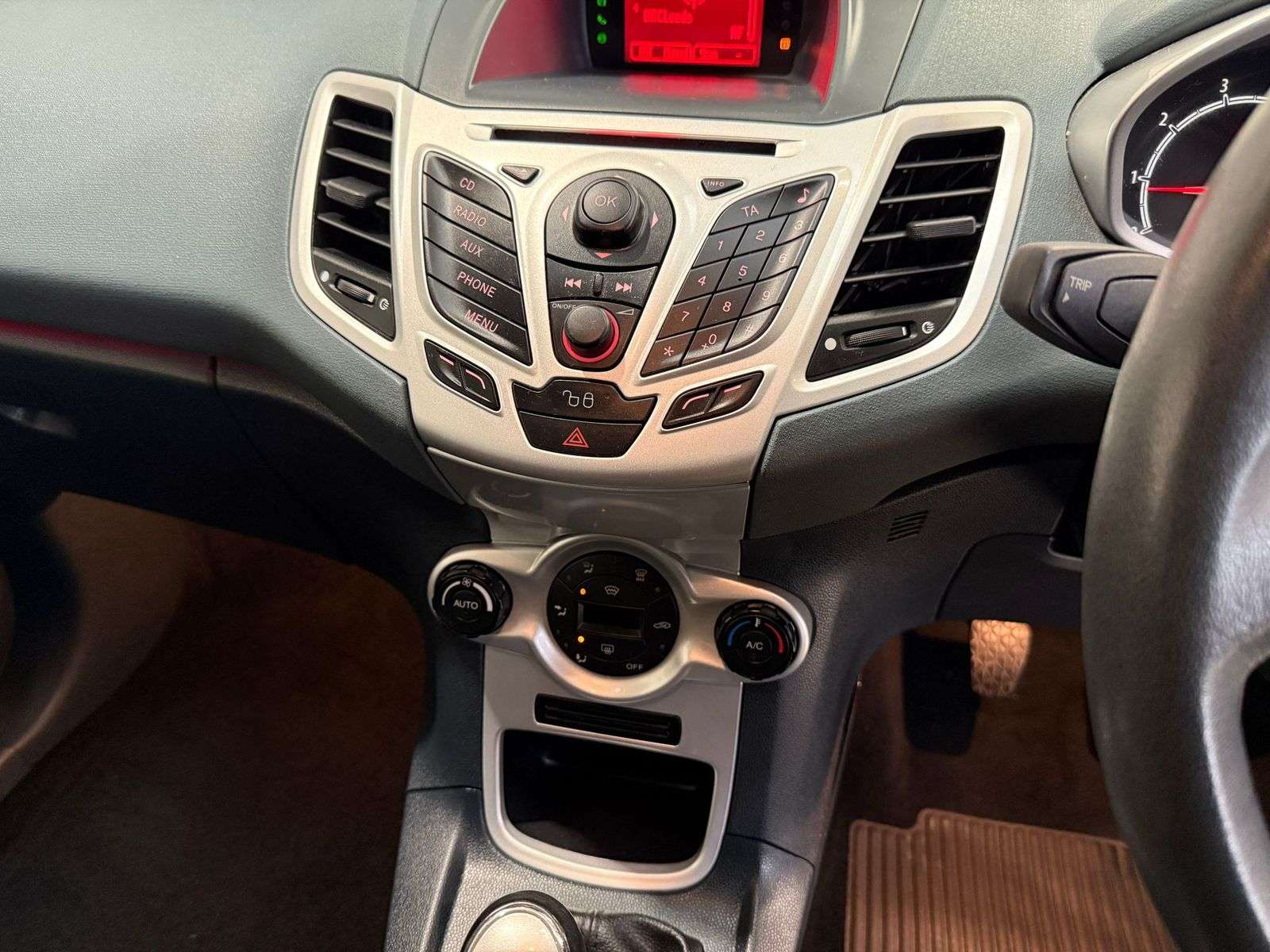 2009 FORD FIESTA 2009 FORD FIESTA