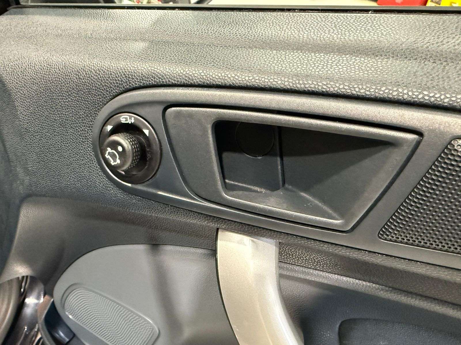 2009 FORD FIESTA 2009 FORD FIESTA