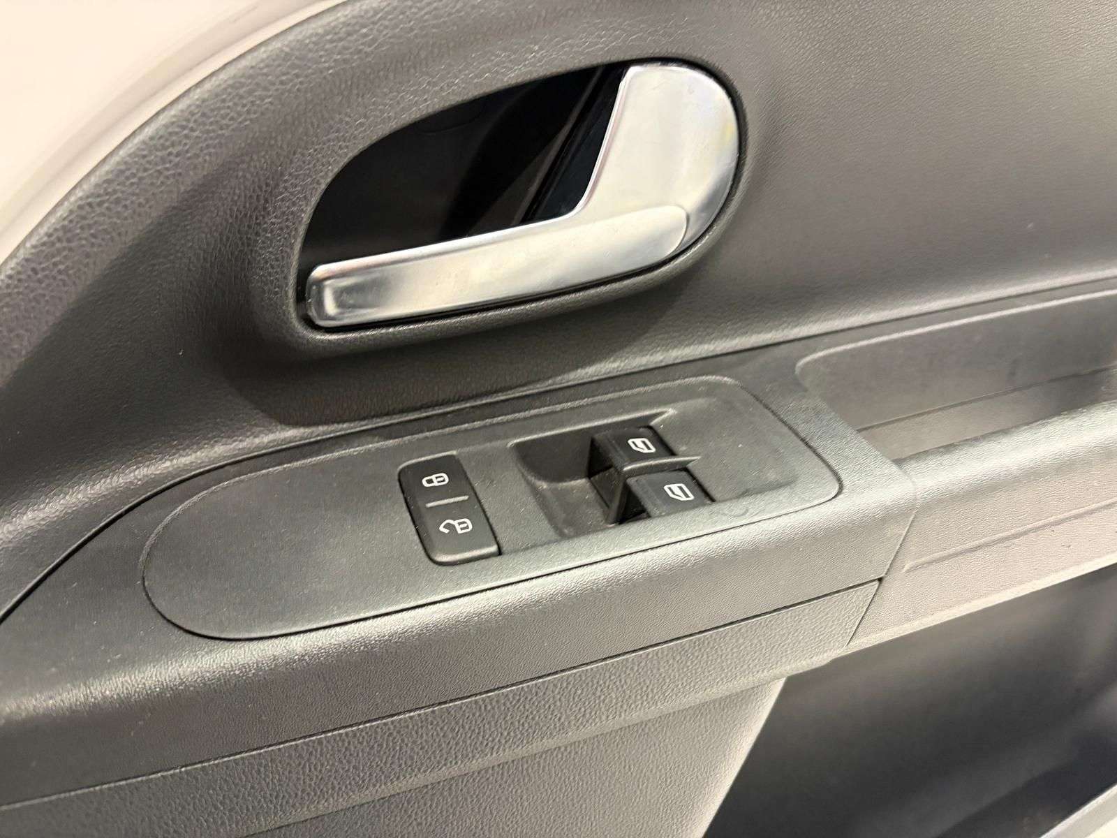 2017 VOLKSWAGEN UP! 2017 VOLKSWAGEN UP!