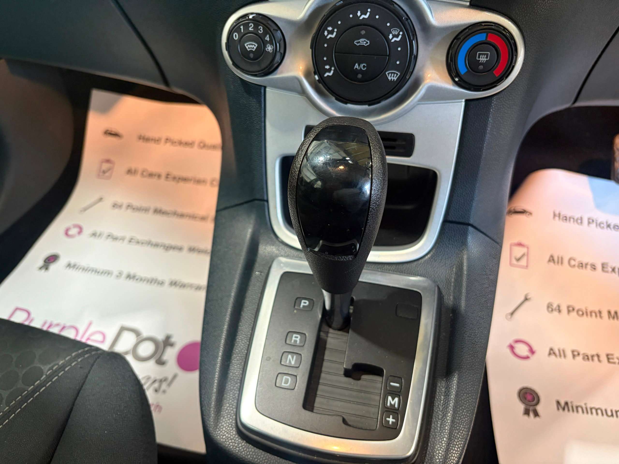 2010 FORD FIESTA 2010 FORD FIESTA