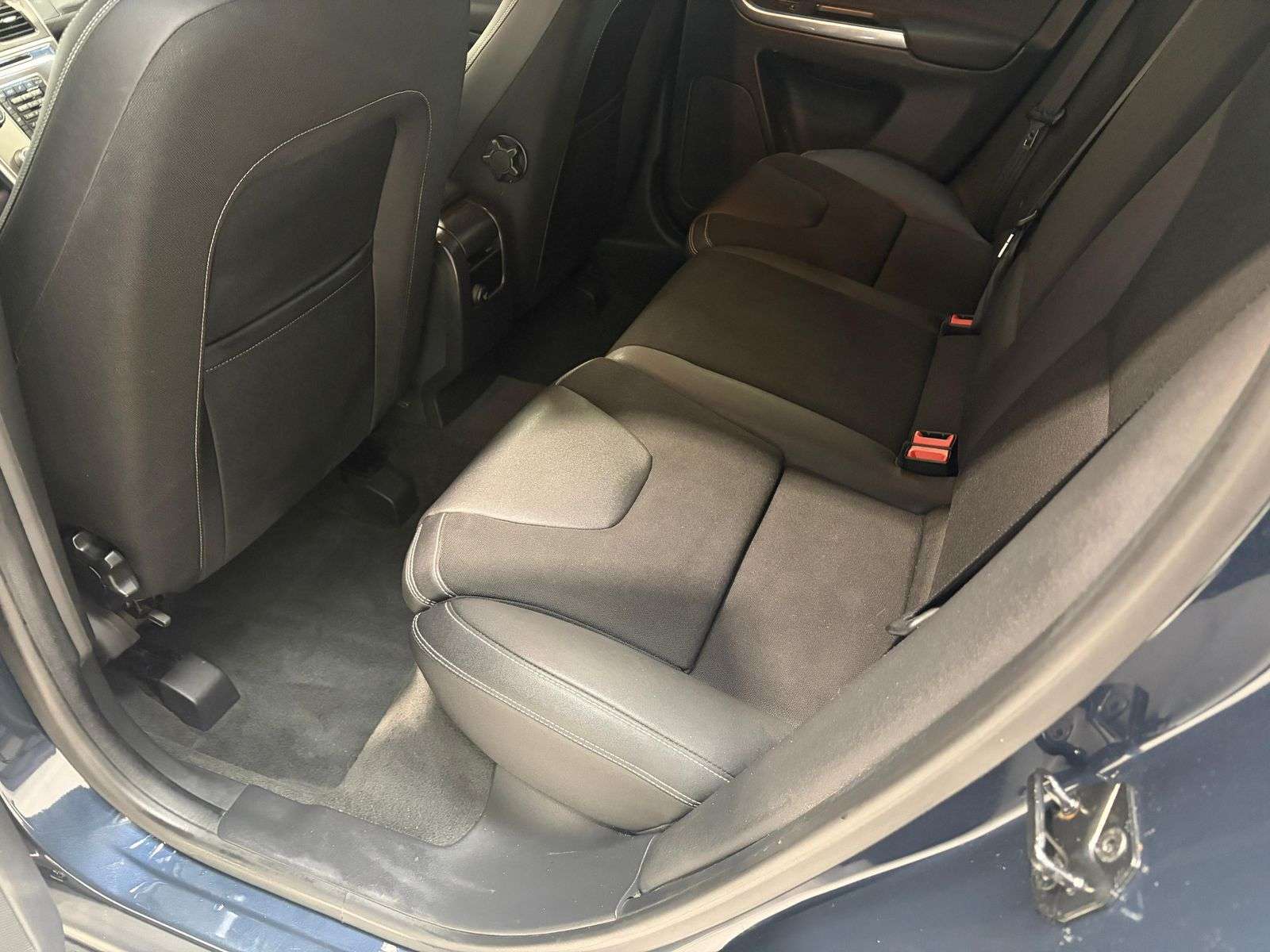 2013 VOLVO XC60 2013 VOLVO XC60