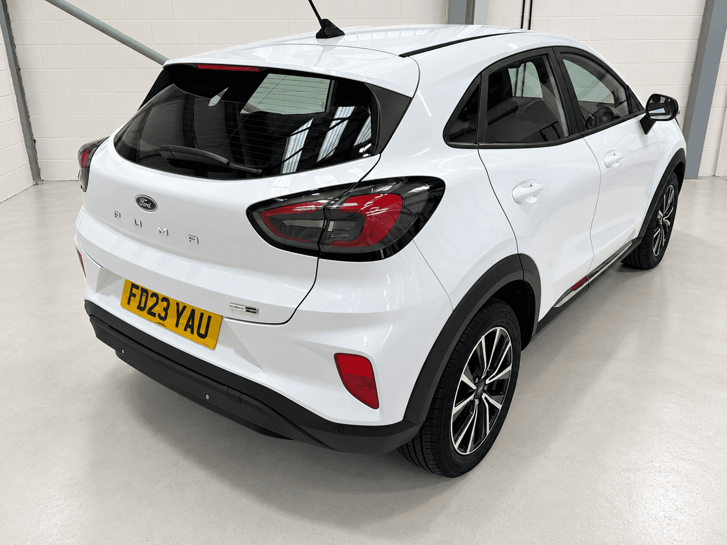 A 2023 FORD PUMA 1.0T EcoBoost MHEV Titanium SUV 5dr Petrol Hybrid DCT Euro 6 (s/s) (125 ps) A 2023 FORD PUMA 1.0T EcoBoost MHEV Titanium SUV 5dr Petrol Hybrid DCT Euro 6 (s/s) (125 ps)