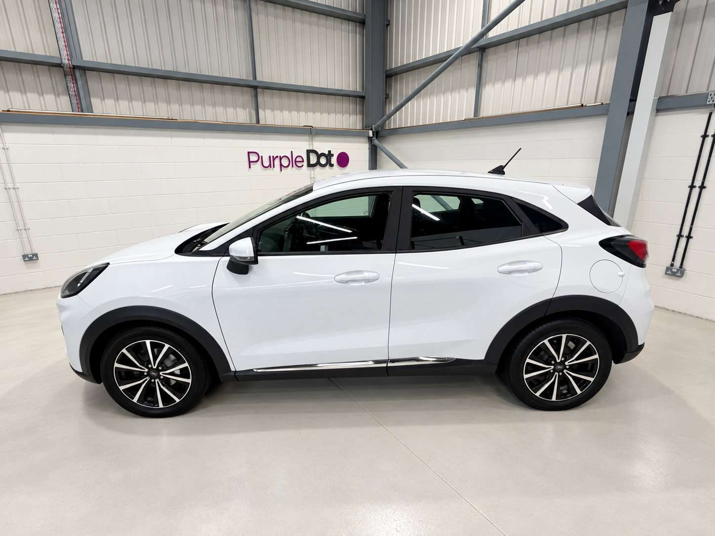 A 2023 FORD PUMA 1.0T EcoBoost MHEV Titanium SUV 5dr Petrol Hybrid DCT Euro 6 (s/s) (125 ps) A 2023 FORD PUMA 1.0T EcoBoost MHEV Titanium SUV 5dr Petrol Hybrid DCT Euro 6 (s/s) (125 ps)