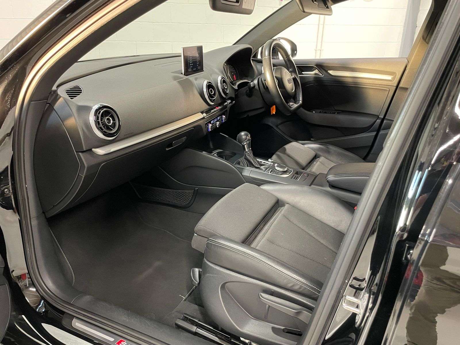 2015 AUDI A3 2015 AUDI A3