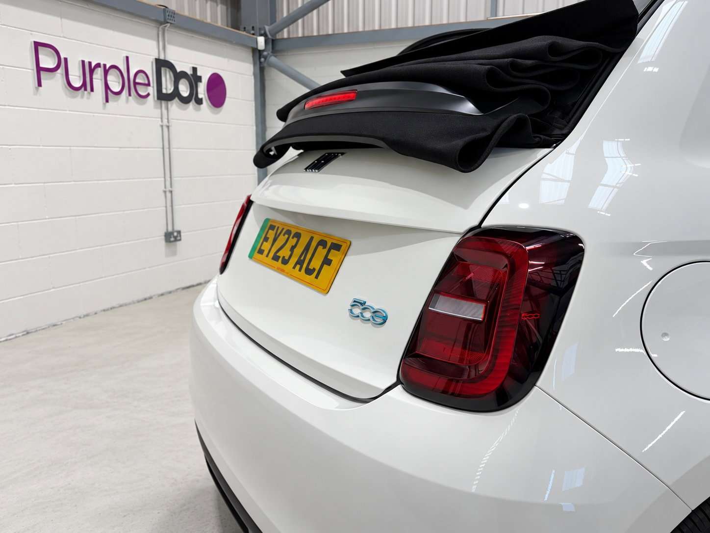 2023 FIAT 500E C 2023 FIAT 500E C
