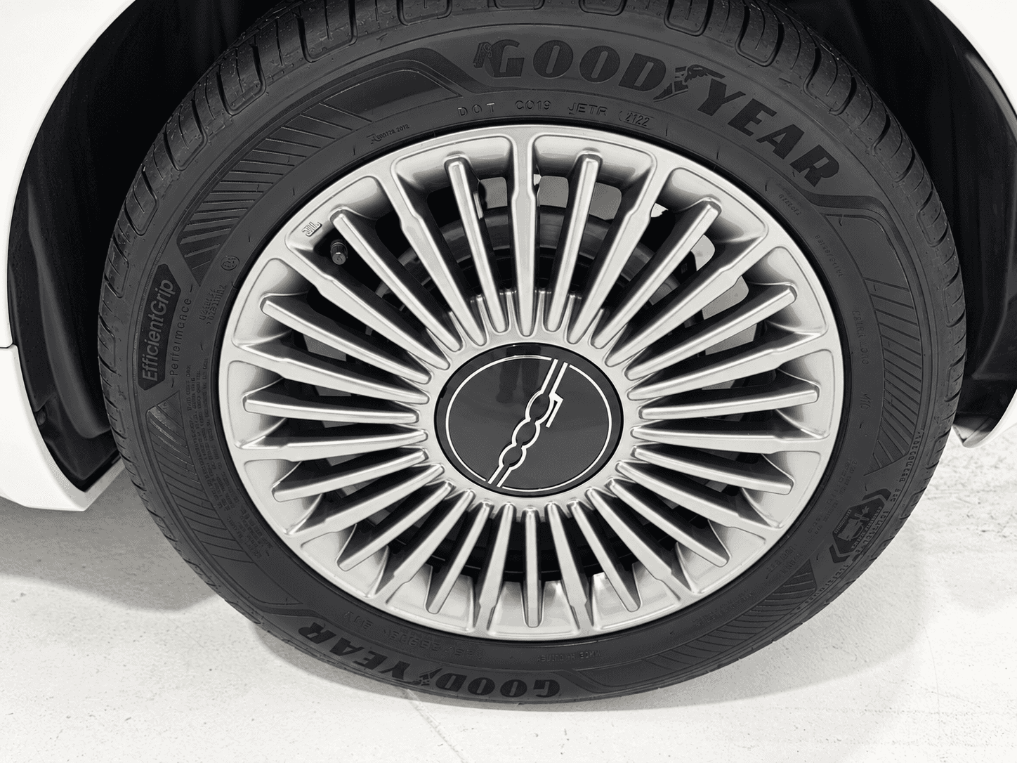 2023 FIAT 500E C 2023 FIAT 500E C