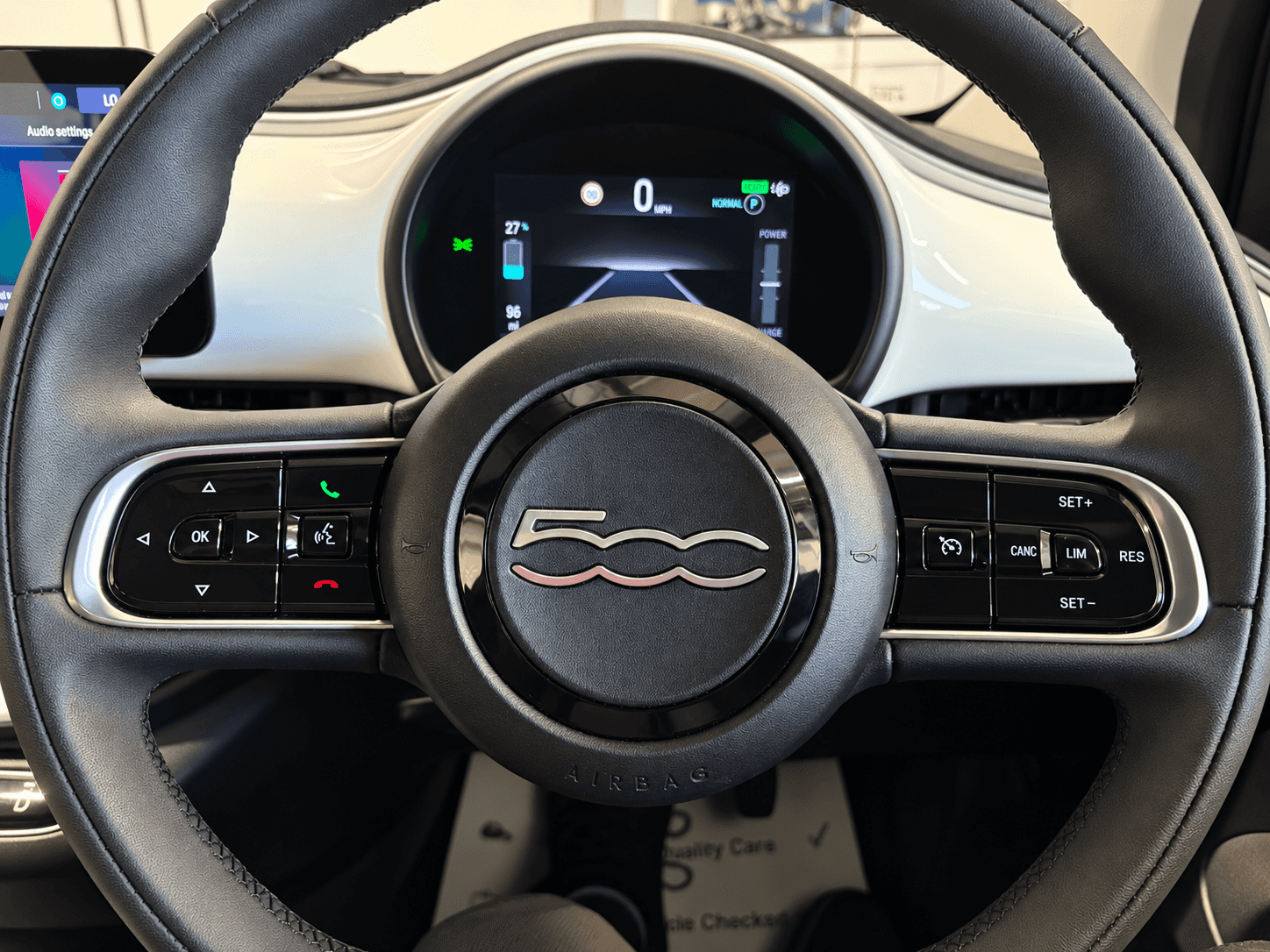 2023 FIAT 500E C 2023 FIAT 500E C