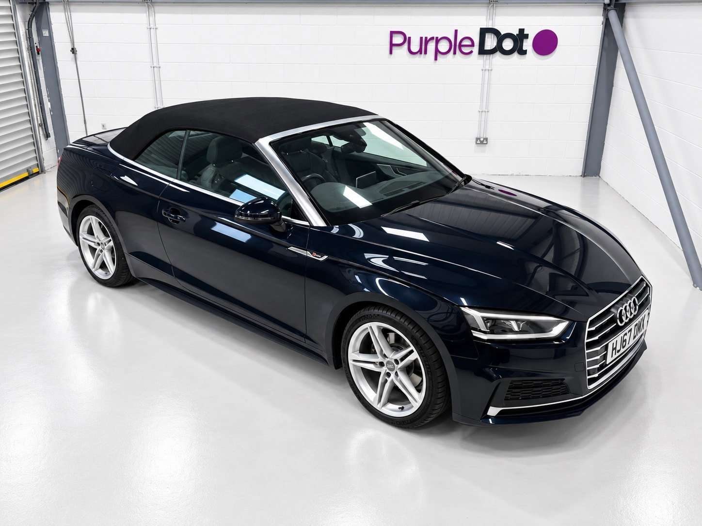 A 2017 AUDI A5 CABRIOLET 2.0 TFSI S line Convertible 2dr Petrol S Tronic Euro 6 (s/s) (190 ps) A 2017 AUDI A5 CABRIOLET 2.0 TFSI S line Convertible 2dr Petrol S Tronic Euro 6 (s/s) (190 ps)