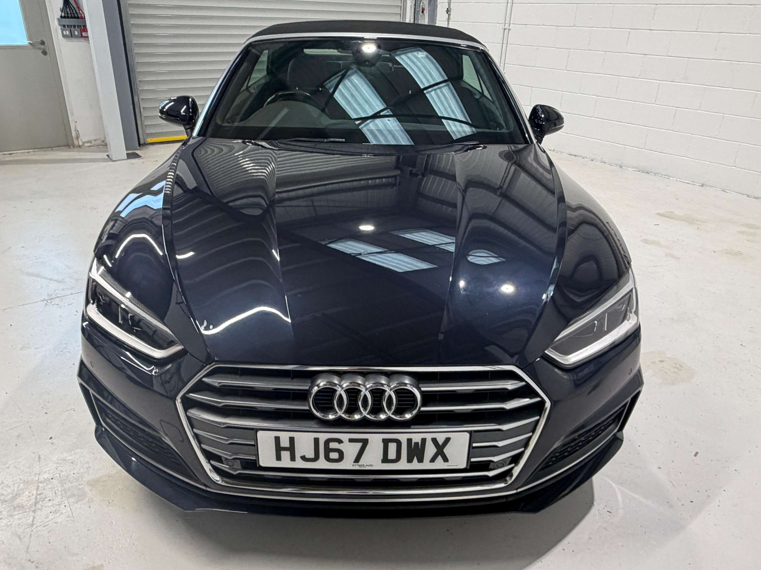 A 2017 AUDI A5 CABRIOLET 2.0 TFSI S line Convertible 2dr Petrol S Tronic Euro 6 (s/s) (190 ps) A 2017 AUDI A5 CABRIOLET 2.0 TFSI S line Convertible 2dr Petrol S Tronic Euro 6 (s/s) (190 ps)