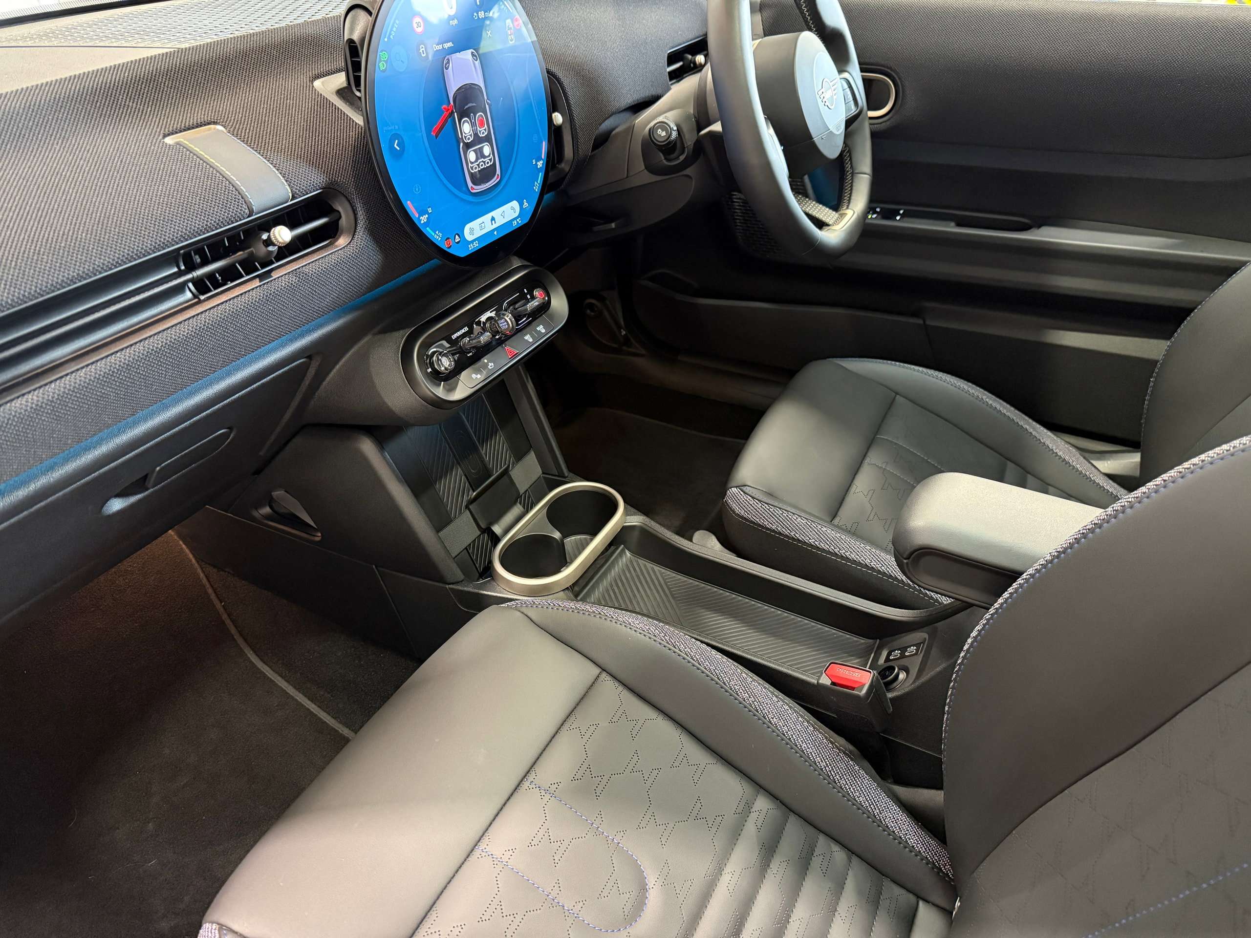 2025 MINI COOPER 2025 MINI COOPER