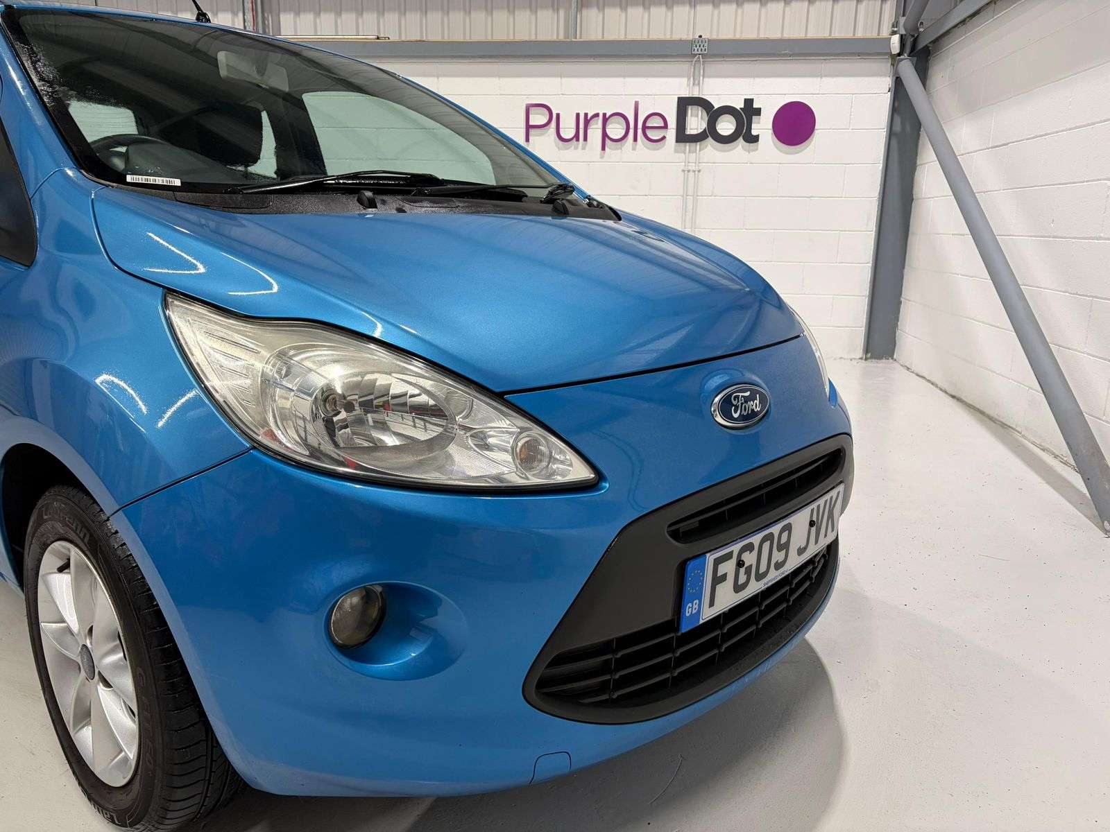 A 2009 FORD KA 1.2 Style Hatchback 3dr Petrol Manual Euro 4 (69 ps) A 2009 FORD KA 1.2 Style Hatchback 3dr Petrol Manual Euro 4 (69 ps)