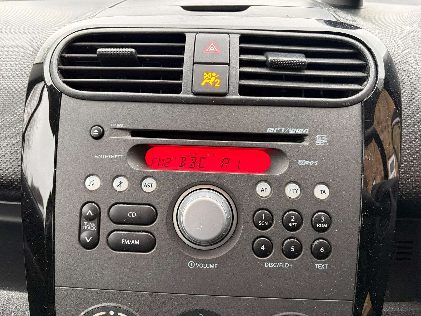 2014 SUZUKI SPLASH 2014 SUZUKI SPLASH