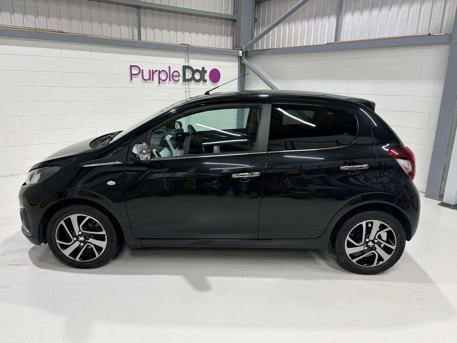 2014 PEUGEOT 108 2014 PEUGEOT 108