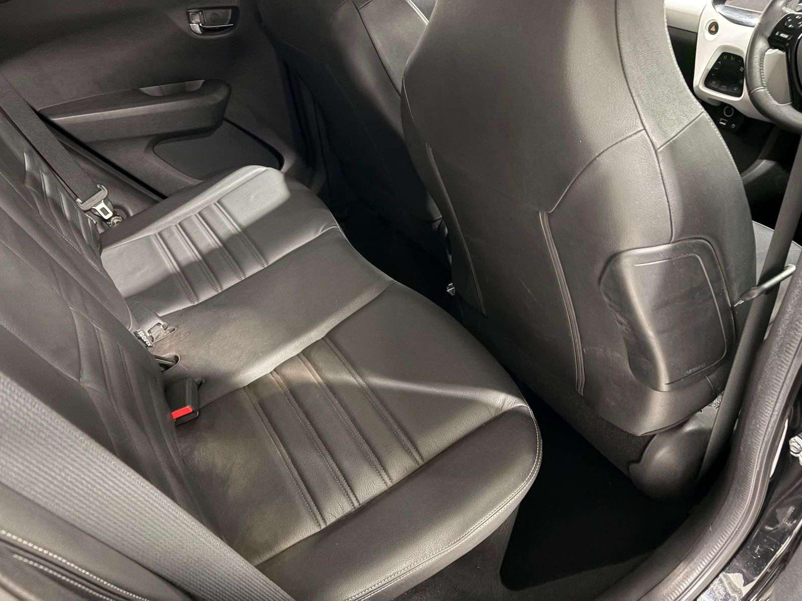 2014 PEUGEOT 108 2014 PEUGEOT 108