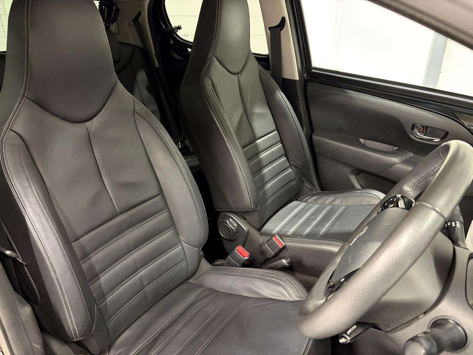 2014 PEUGEOT 108 2014 PEUGEOT 108