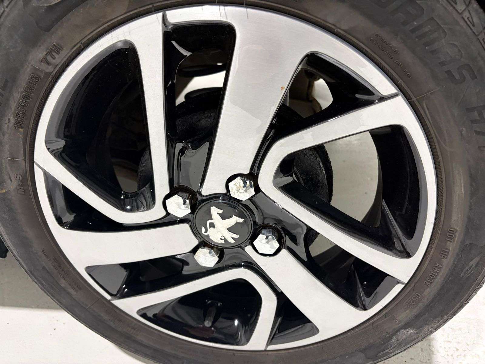 2014 PEUGEOT 108 2014 PEUGEOT 108