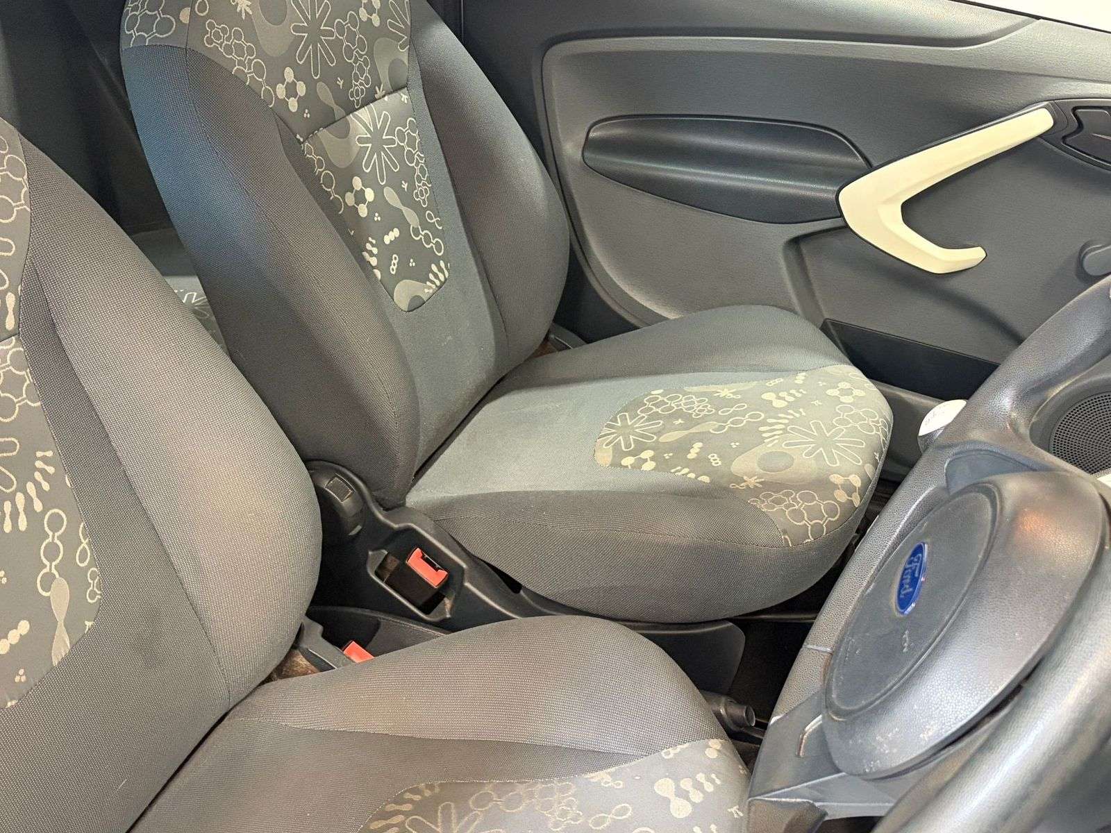2010 FORD KA 2010 FORD KA