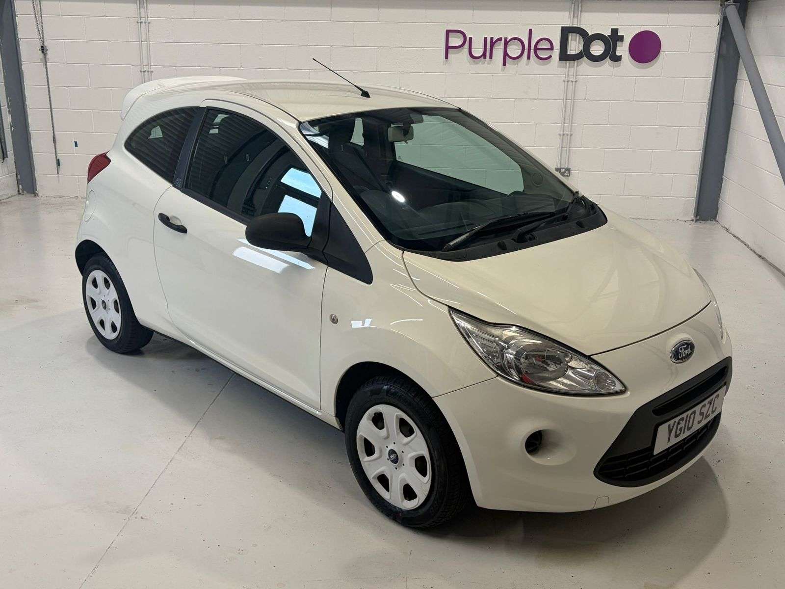 A 2010 FORD KA 1.2 Studio Hatchback 3dr Petrol Manual Euro 4 (69 ps) A 2010 FORD KA 1.2 Studio Hatchback 3dr Petrol Manual Euro 4 (69 ps)